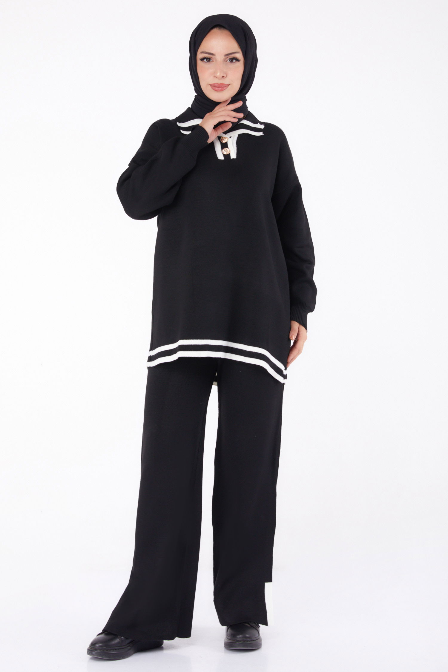 Düz Gömlek Yaka Kadın Siyah Çizgi Detaylı Triko Takım - 26301 - 2