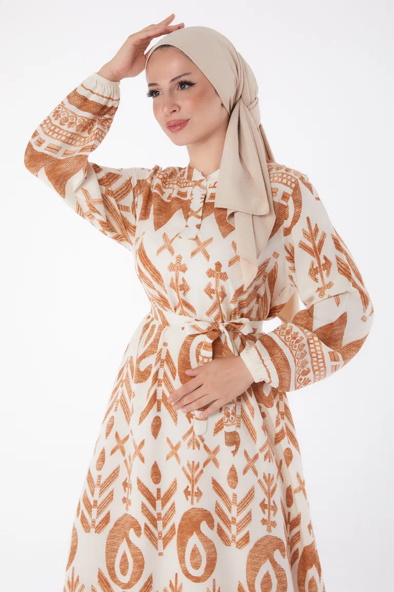 Düz Hakim Yaka Kadın Taba Desenli Kuşaklı Elbise - 26016 - TOFİSA