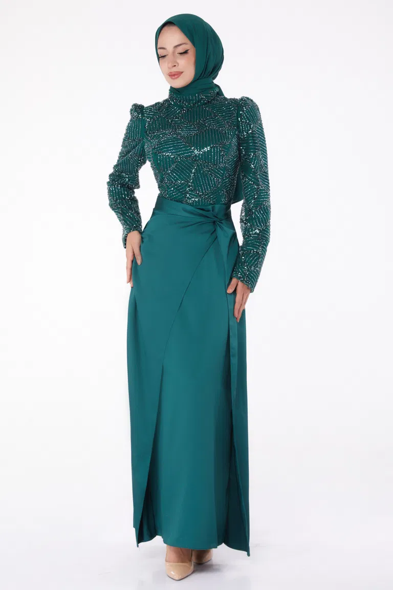 Düz Hakim Yaka Kadın Zümrüt Taşlı Abiye Elbise - 26196 - TOFİSA