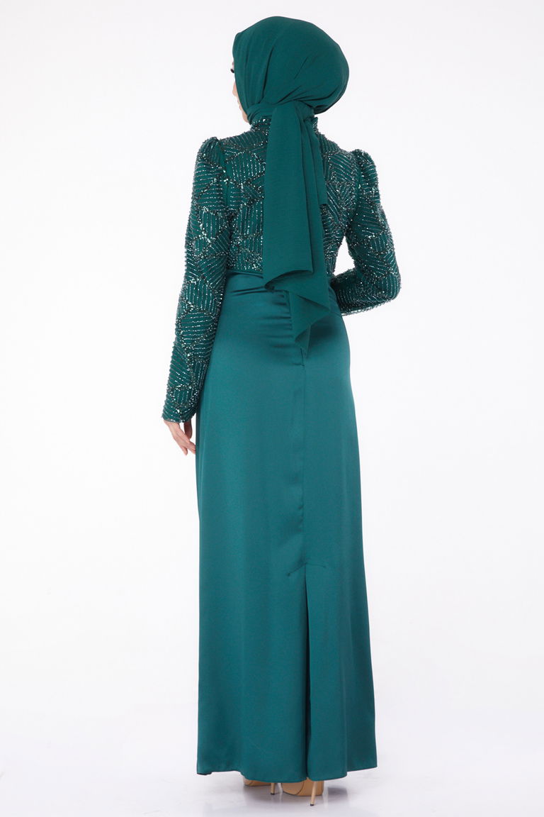 Düz Hakim Yaka Kadın Zümrüt Taşlı Abiye Elbise - 26196 - TOFİSA