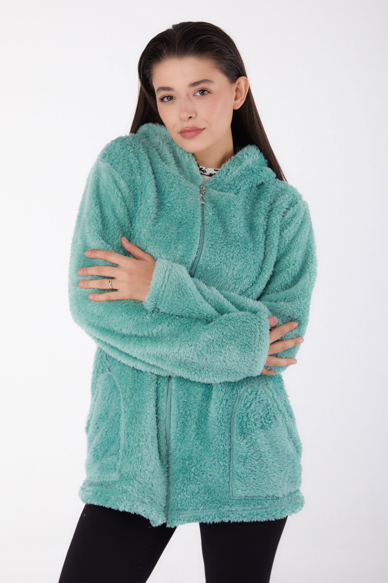 Düz Kapşonlu Yaka Kadın Mint Peluş Kısa Mont - 26459 - 2