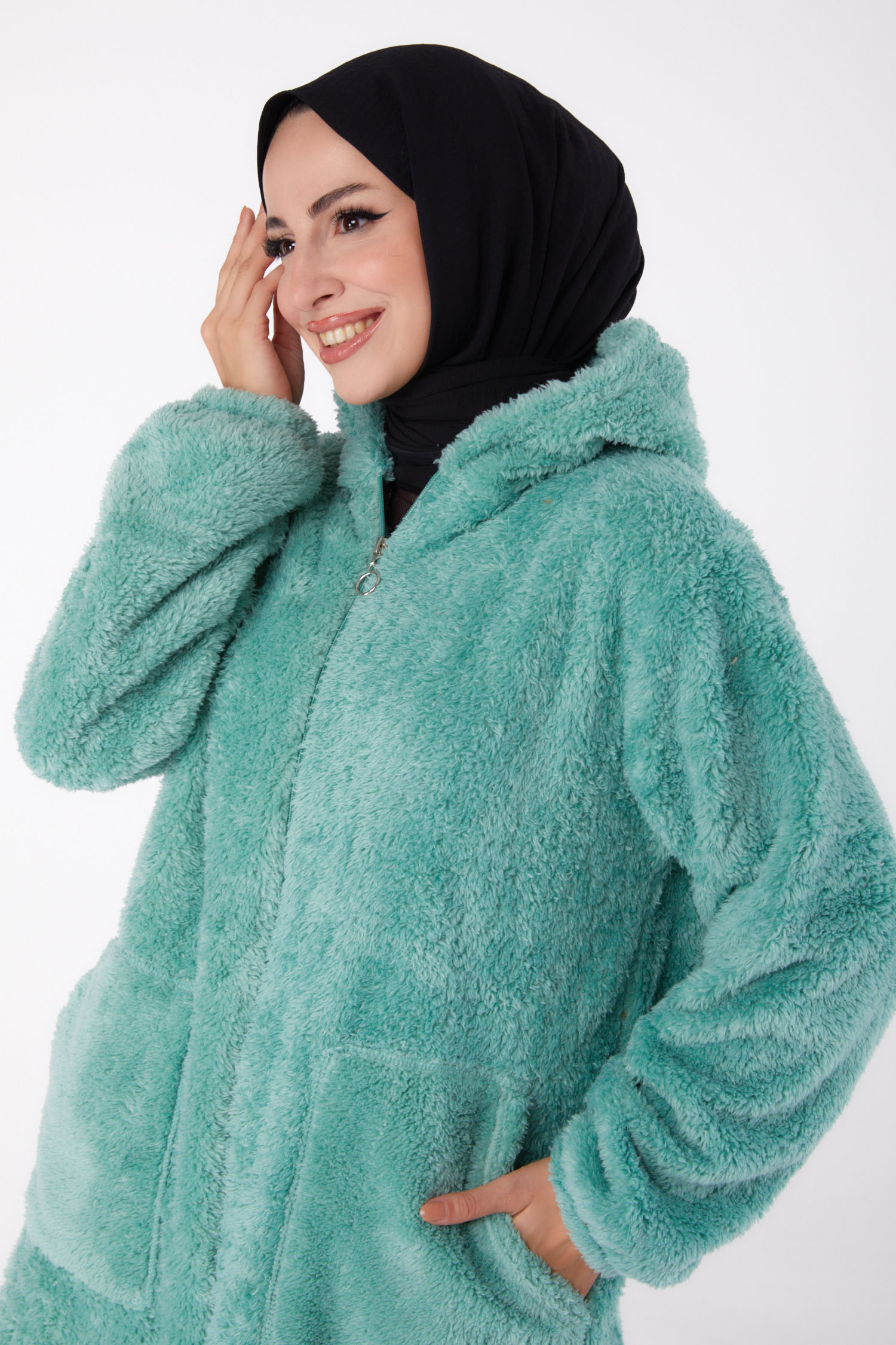Düz Kapşonlu Yaka Kadın Mint Peluş Uzun Mont - 26460 - 2
