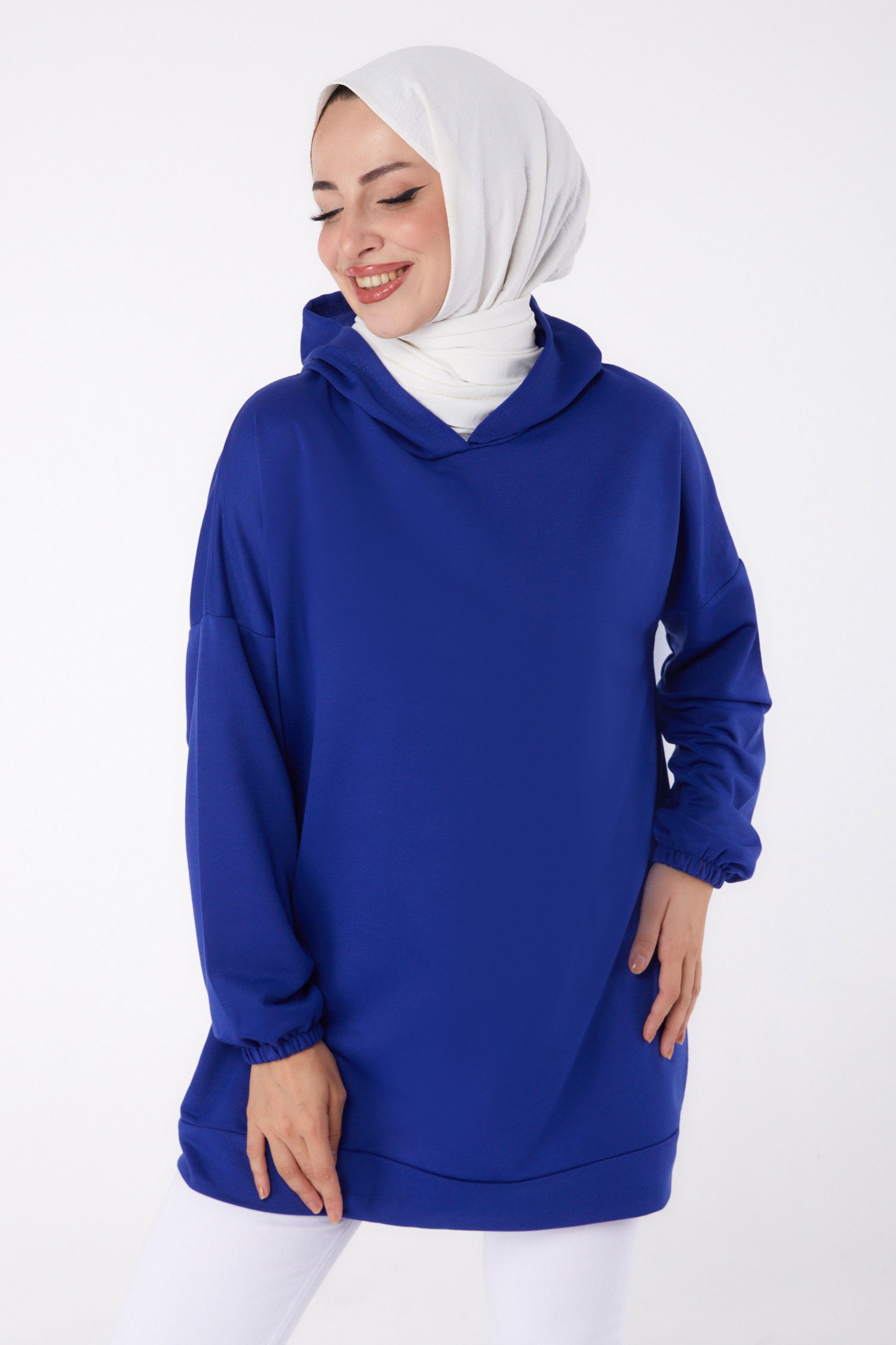 Düz Kapşonlu Yaka Kadın Saks Arkası Baskılı Sweatshirt - 13327 - 4