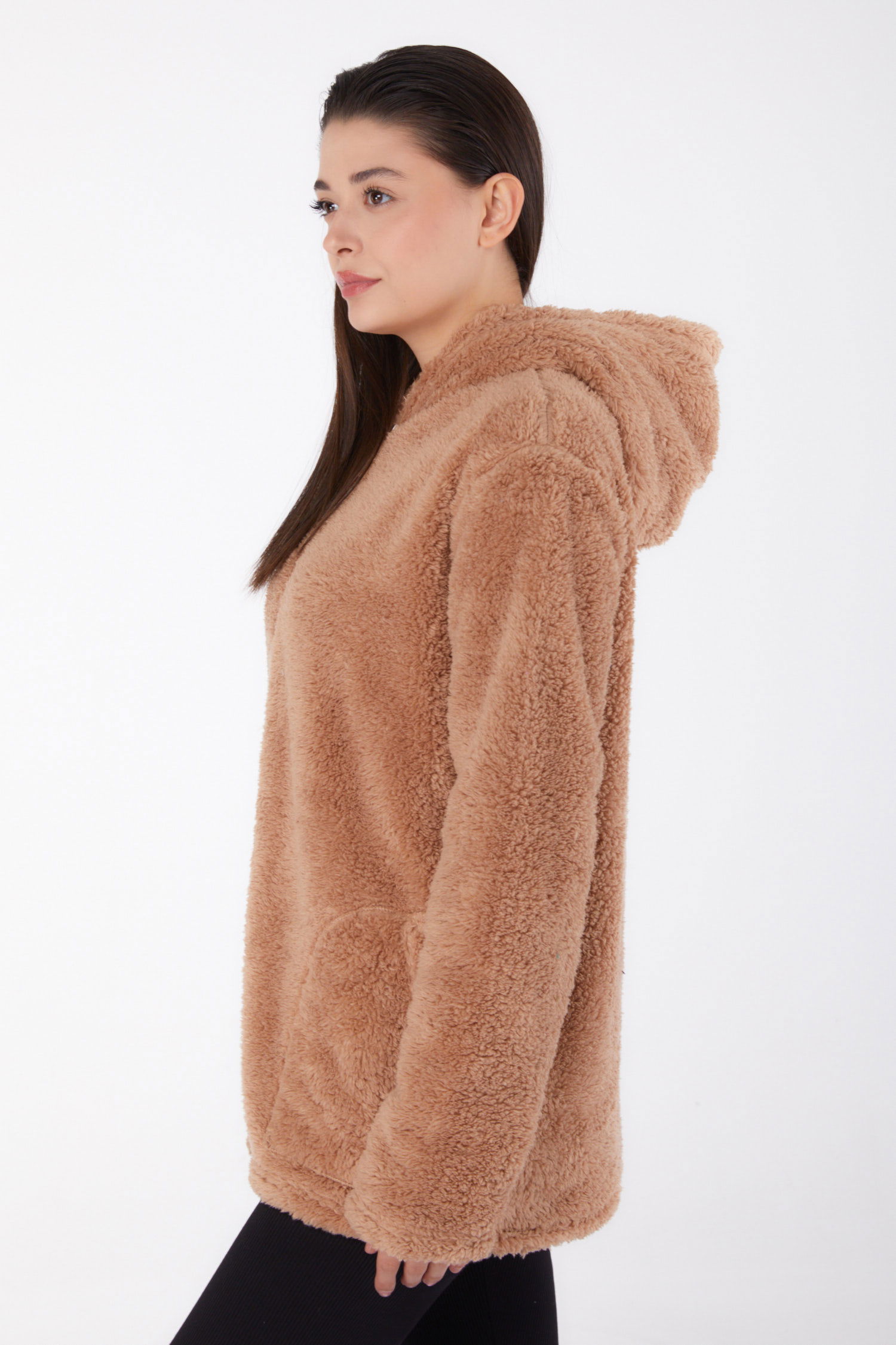Düz Kapşonlu Yaka Kadın Vizon Peluş Kısa Mont - 26459 - 5