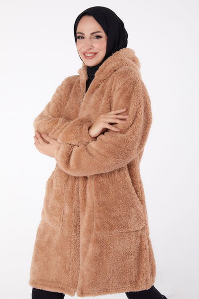 Düz Kapşonlu Yaka Kadın Vizon Peluş Uzun Mont - 26460 