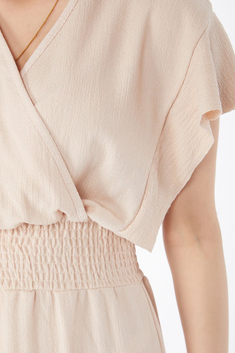 Düz Kruvaze Yaka Kadın Bej Beli Lastikli Elbise - 25112 - TOFİSA