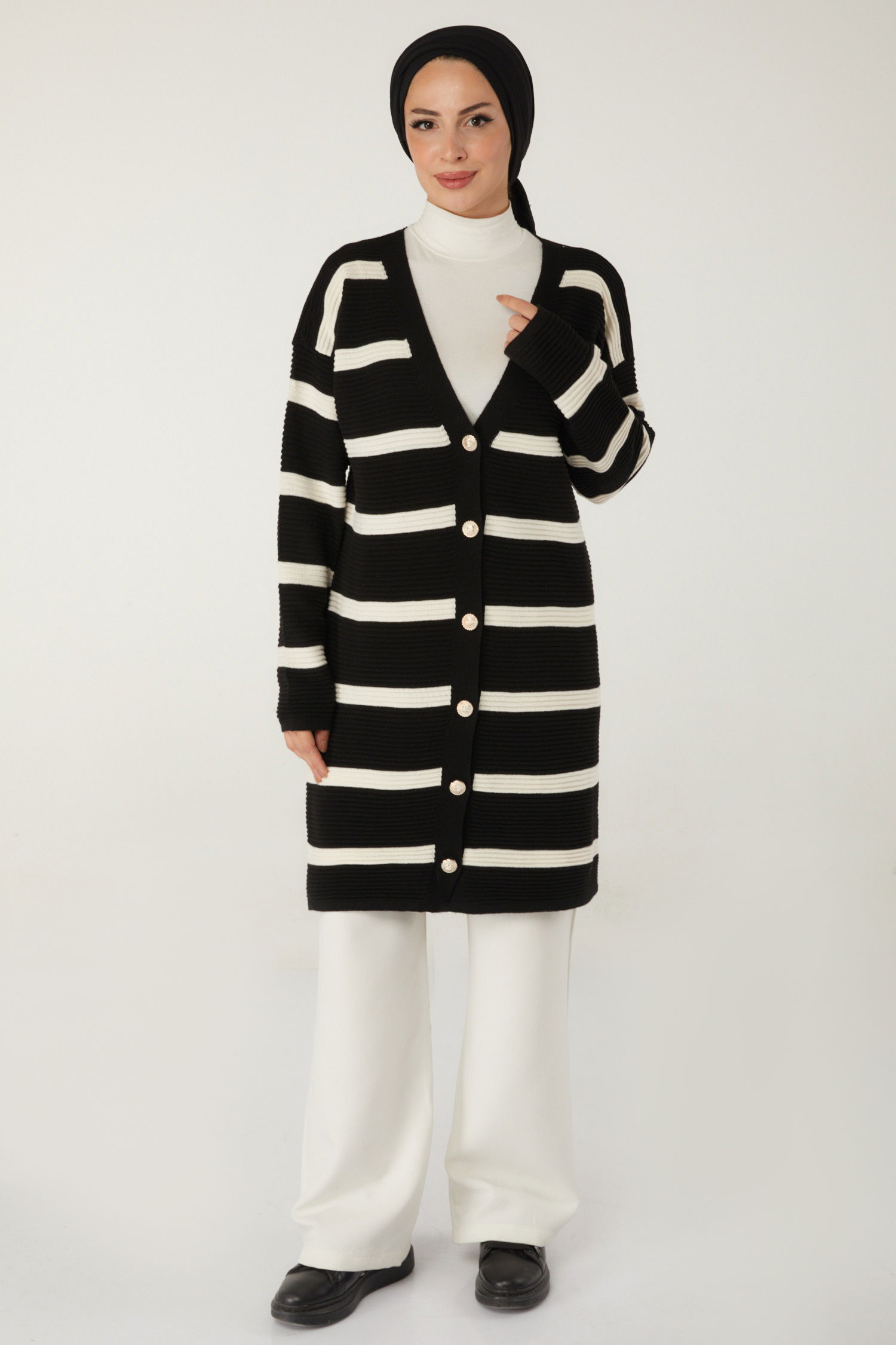 Düz Kruvaze Yaka Kadın Siyah Çizgili Hırka - 26494 - 1