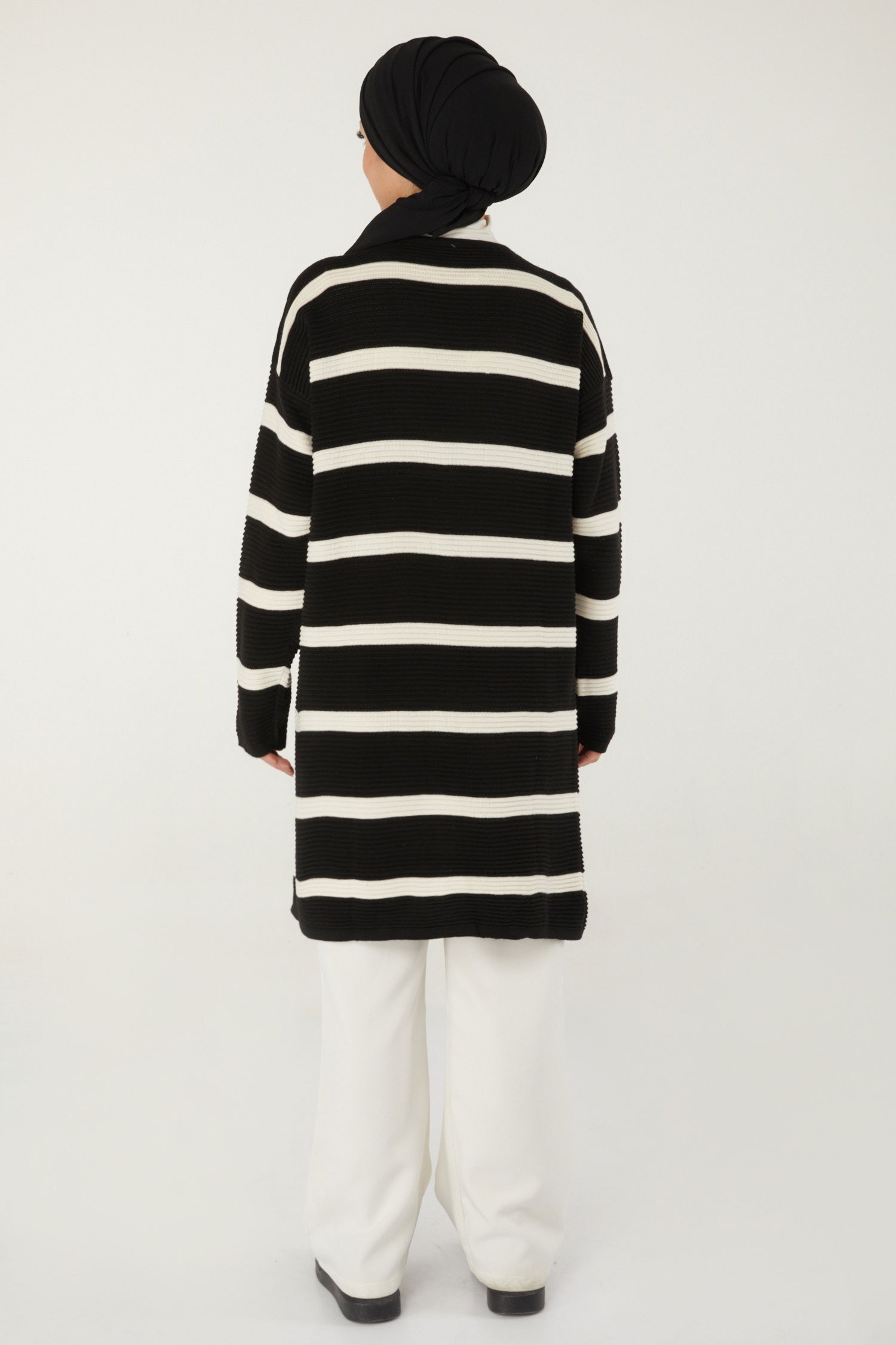 Düz Kruvaze Yaka Kadın Siyah Çizgili Hırka - 26494 - 6