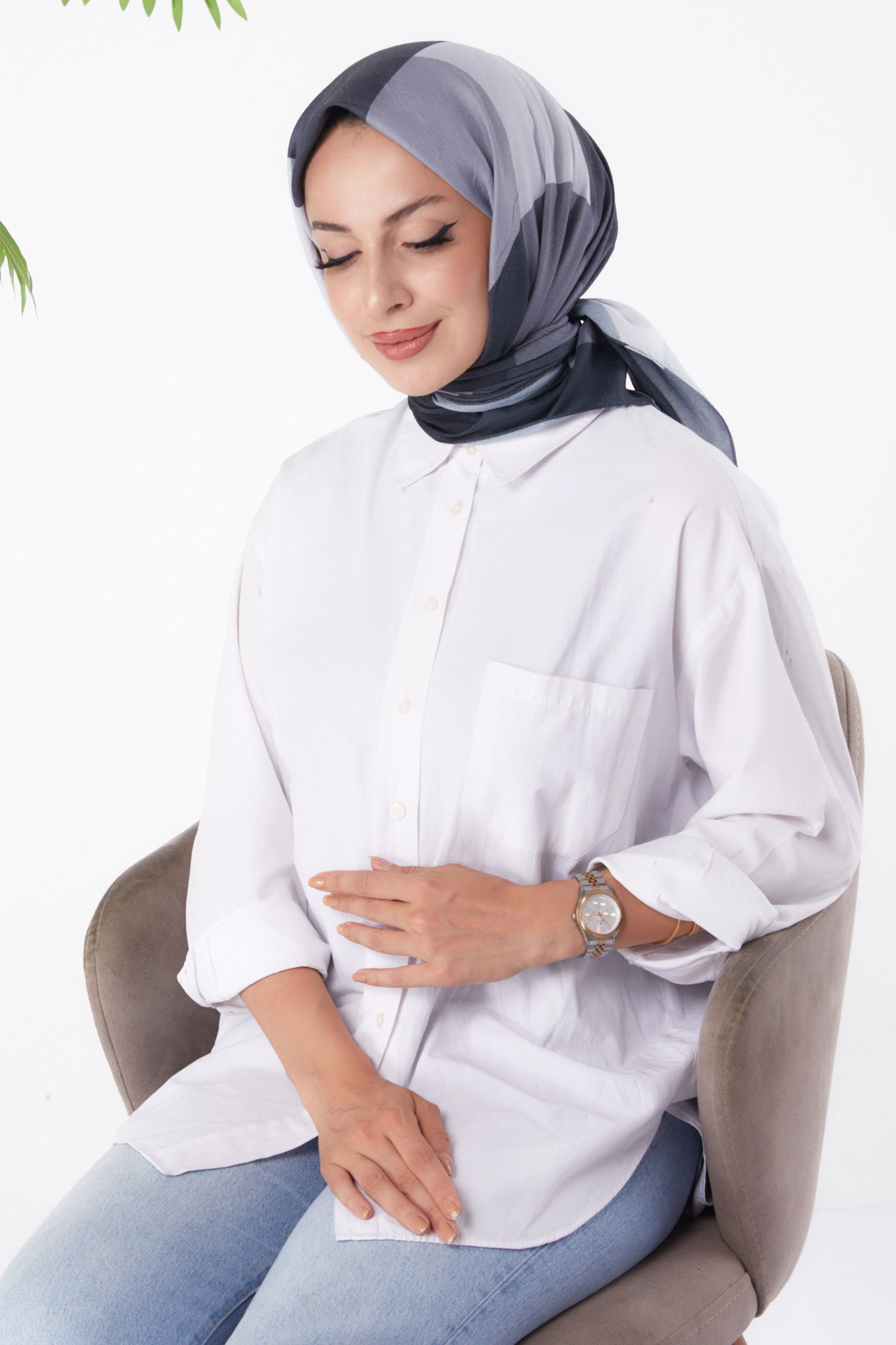 Düz Orta Kadın Antrasit Desenli Eşarp - 26148 - 2