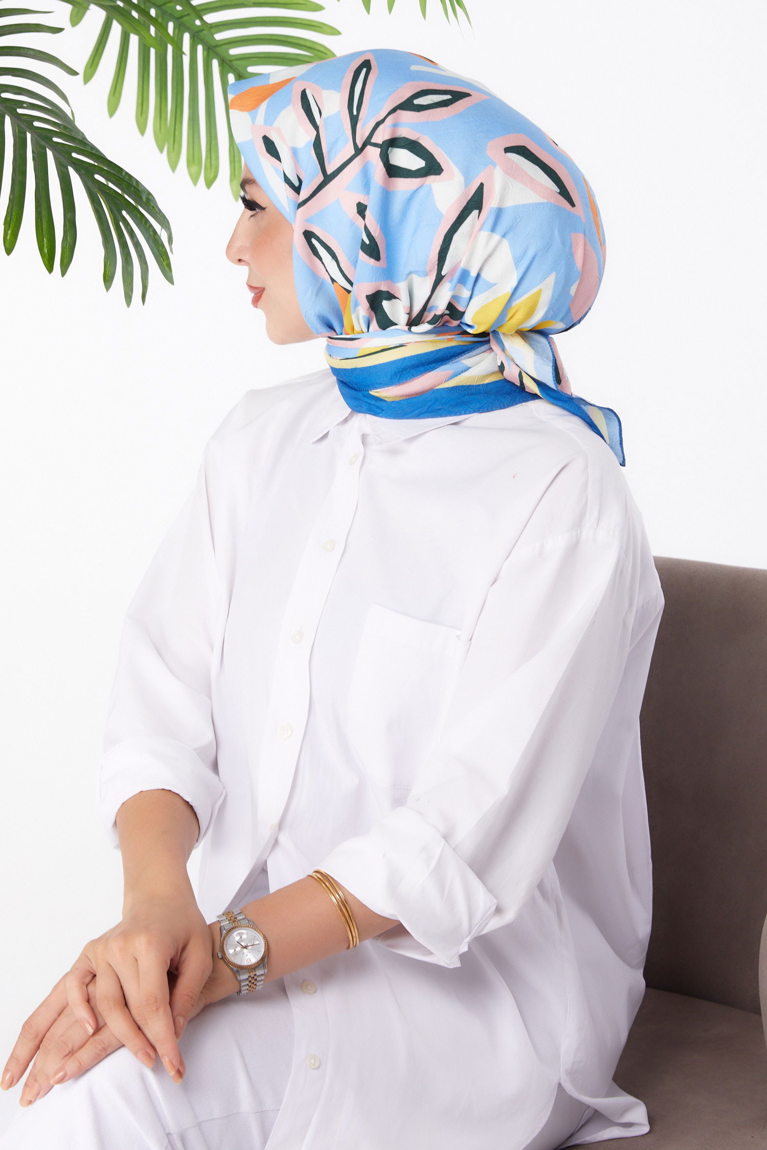 Düz Orta Kadın Bebe Mavi Desenli Eşarp - 26159 - 3