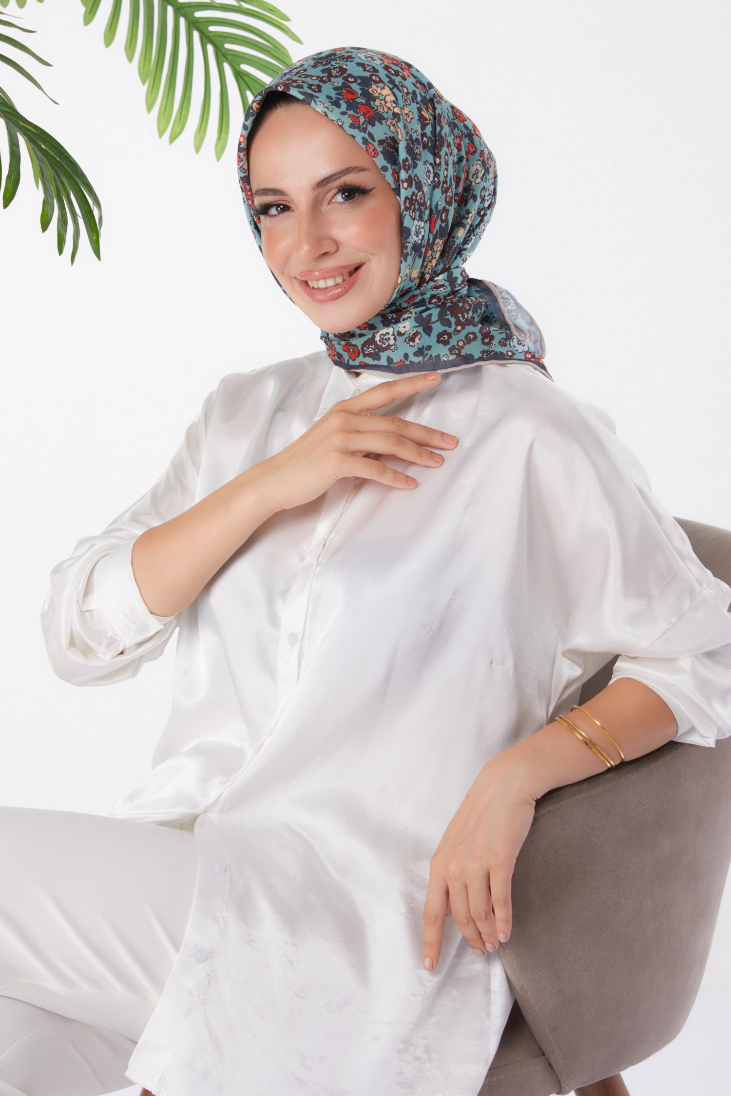 Düz Orta Kadın Bej Desenli Eşarp - 25977 - 2