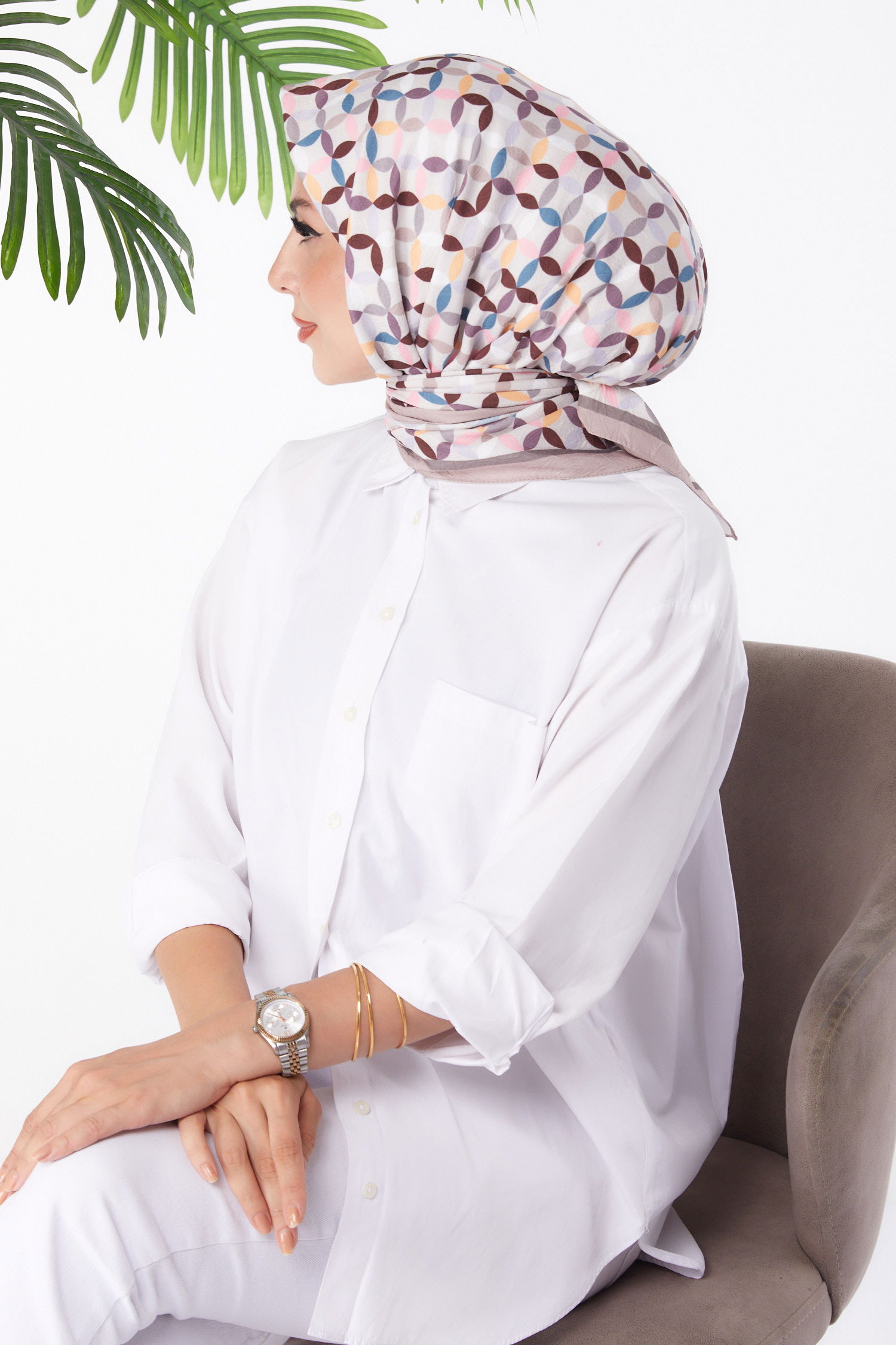 Düz Orta Kadın Bej Desenli Eşarp - 26155 - 3