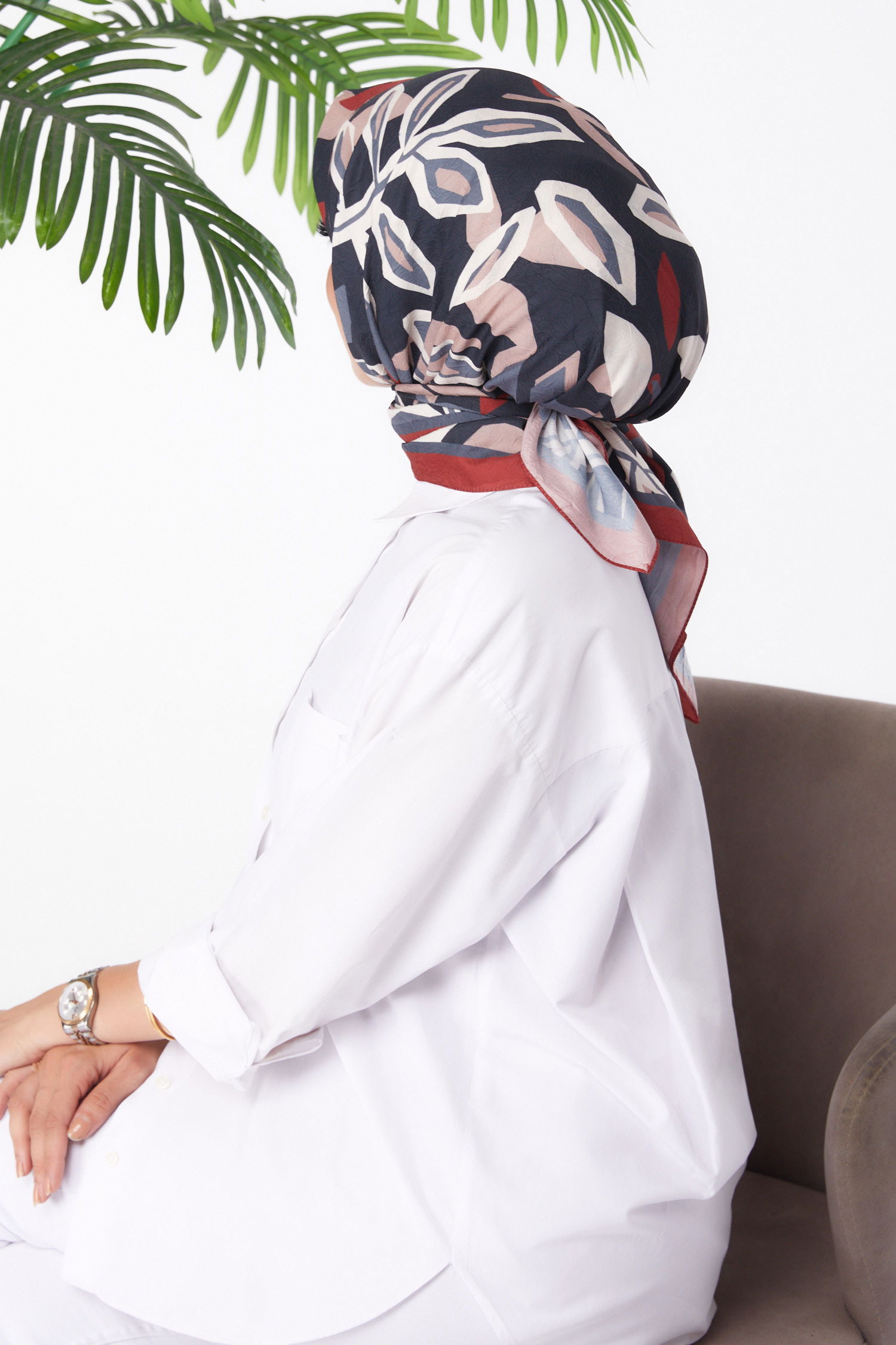 Düz Orta Kadın Bej Desenli Eşarp - 26159 - 3