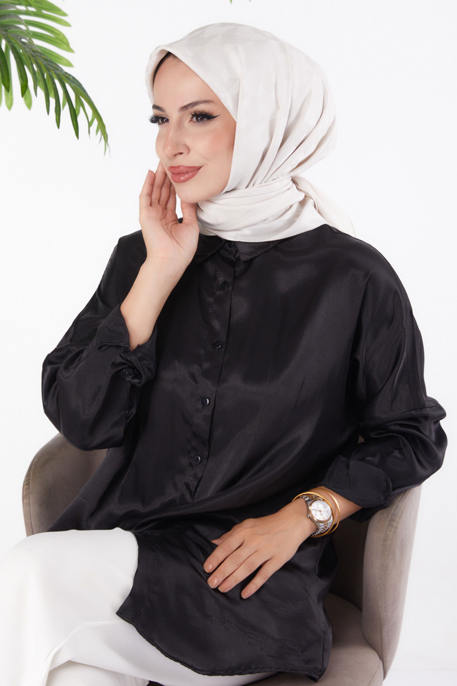 Düz Orta Kadın Beyaz Janjanlı Eşarp - 26149 - 2