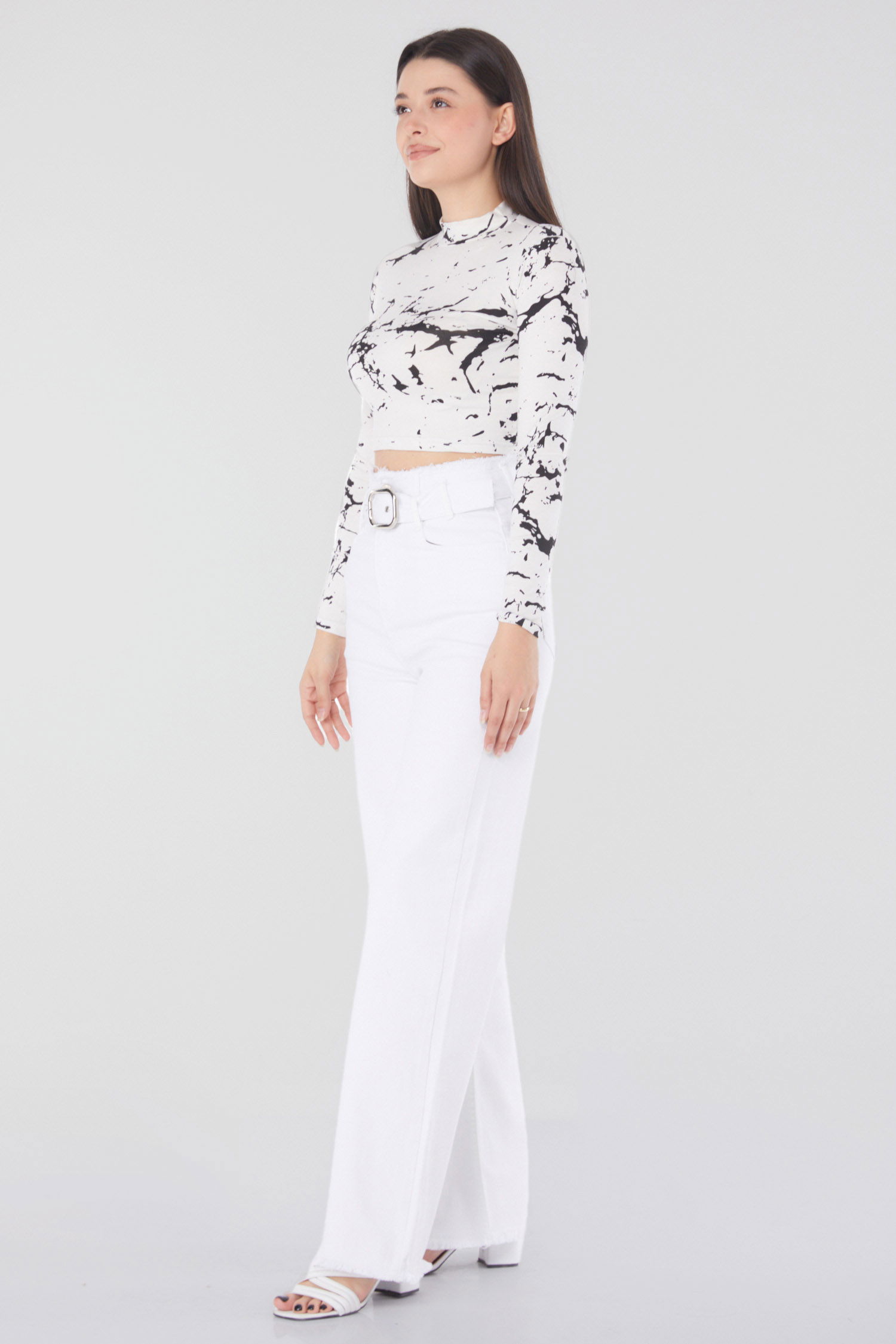 Püskül Detaylı Kot Pantolon Beyaz - 25739 - 3