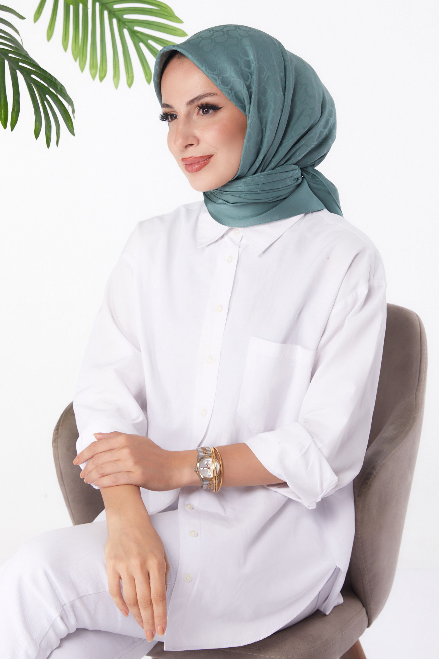 Düz Orta Kadın çağla Janjanlı Eşarp - 26150 - 2