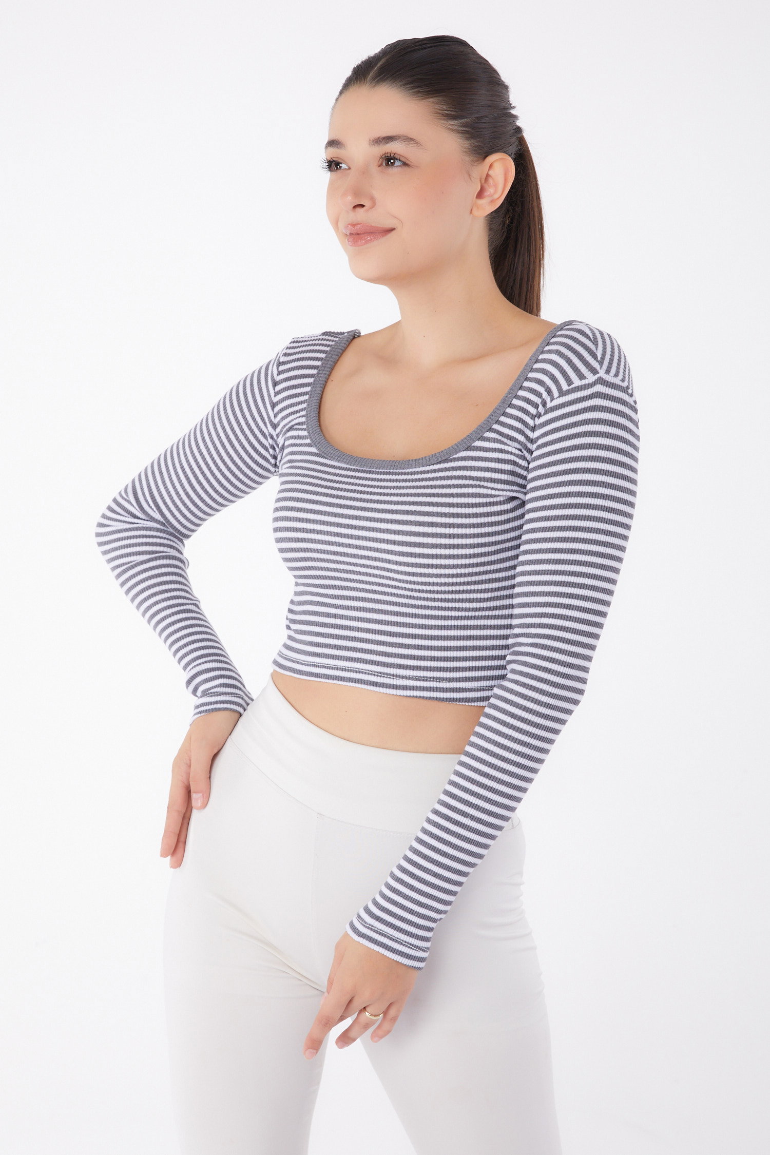 Düz Orta Kadın Füme Çizgili Crop - 26119 - 2