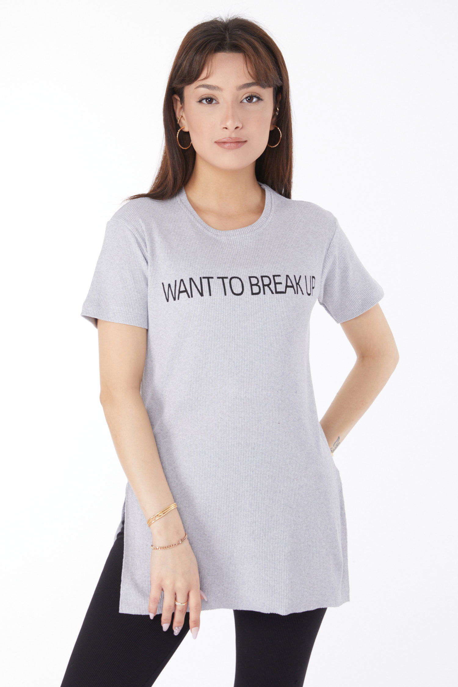 Düz Orta Kadın Gri Baskılı Yırtmaçlı T-shirt - 24791 - 1