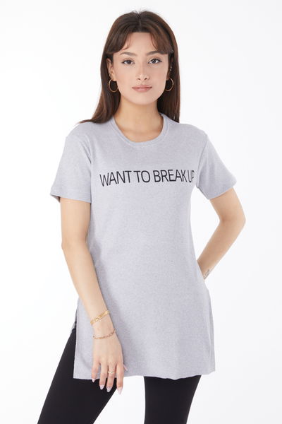 Düz Orta Kadın Gri Baskılı Yırtmaçlı T-shirt - 24791 