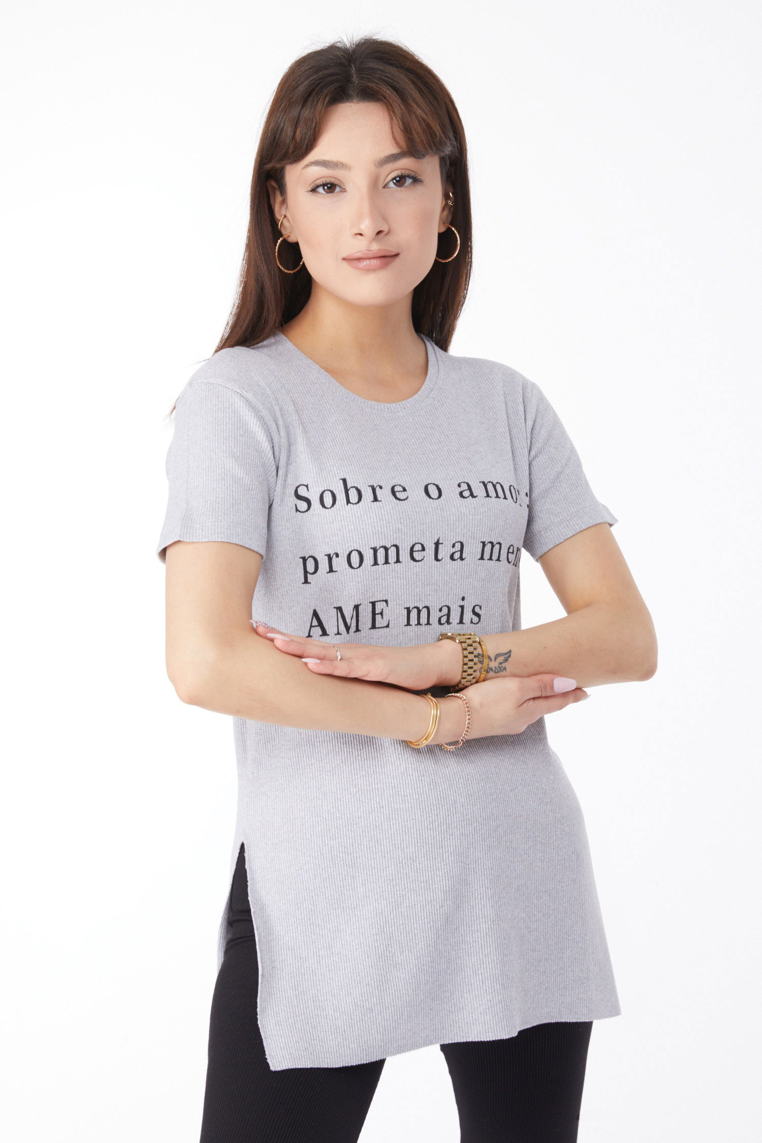 Düz Orta Kadın Gri Baskılı Yırtmaçlı T-shirt - 24792 - 3