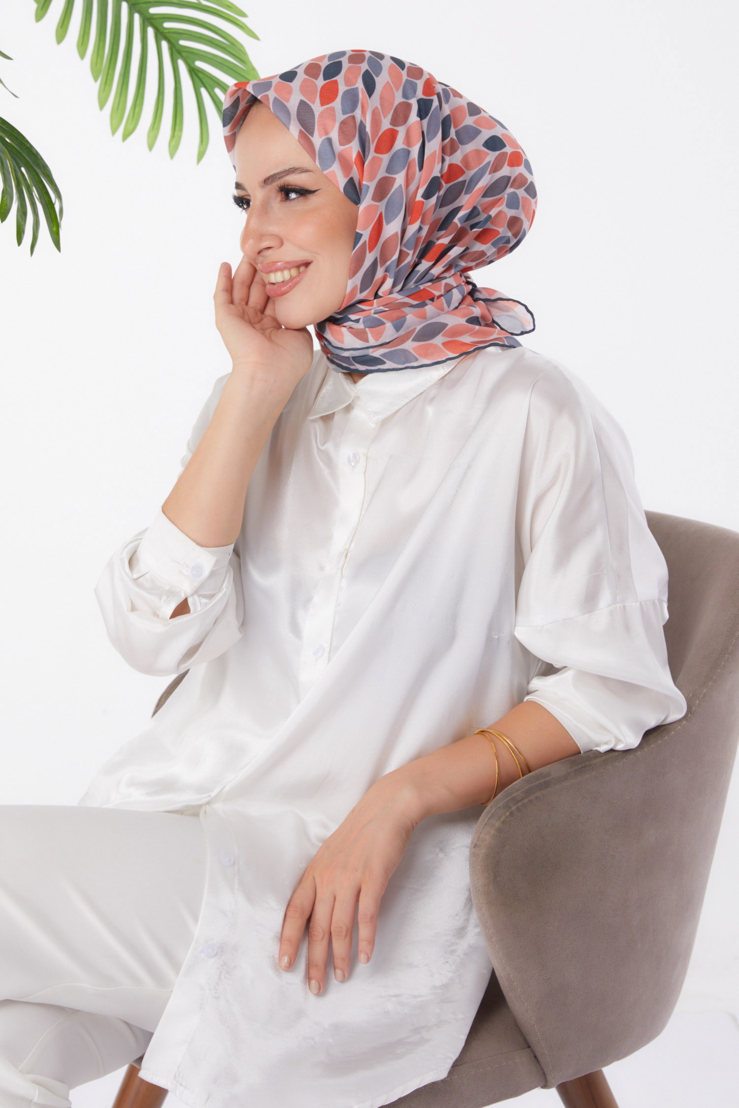 Düz Orta Kadın Gri Desenli Eşarp - 25971 - 2