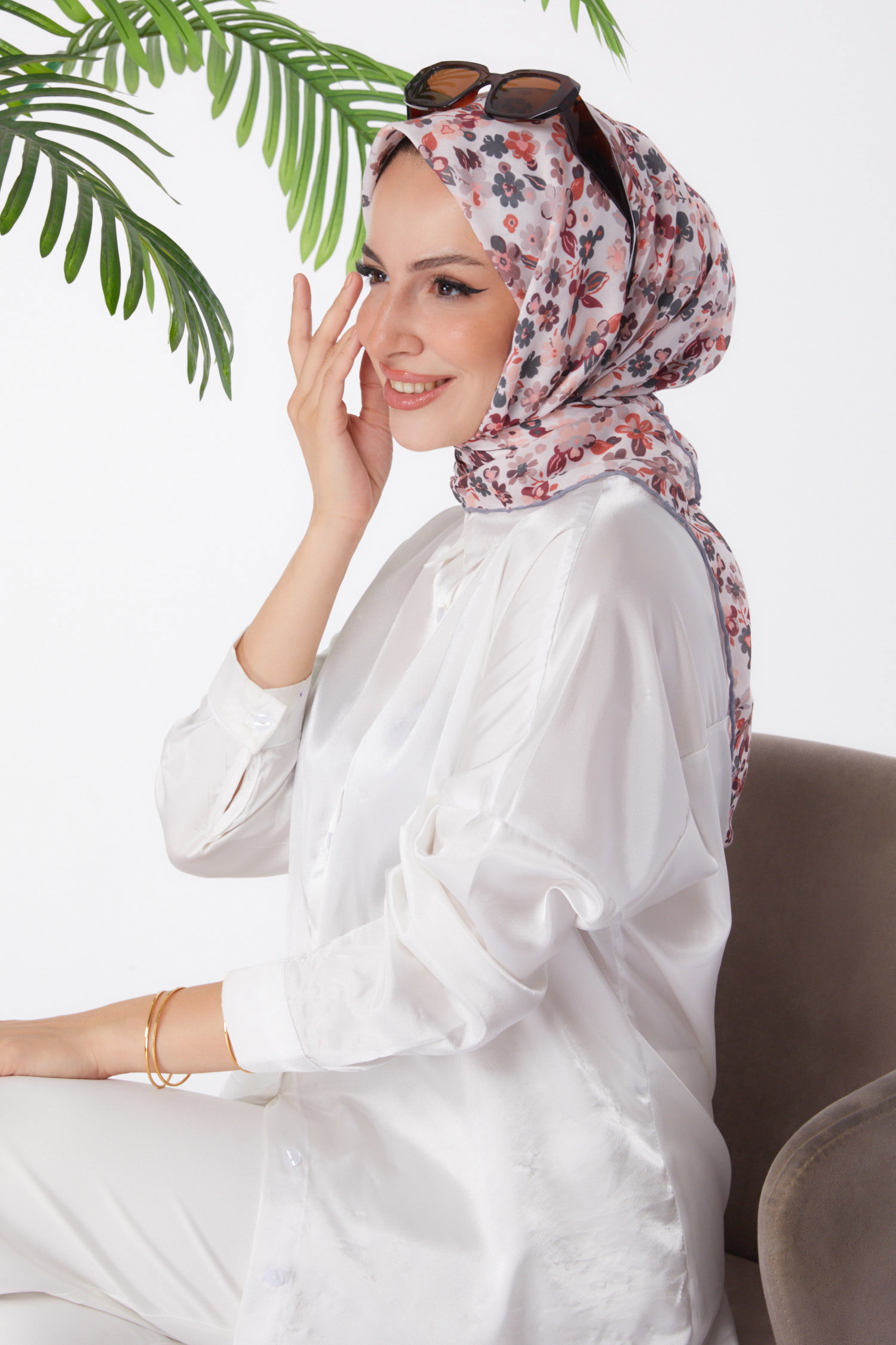 Düz Orta Kadın Gri Desenli Eşarp - 25975 - 2