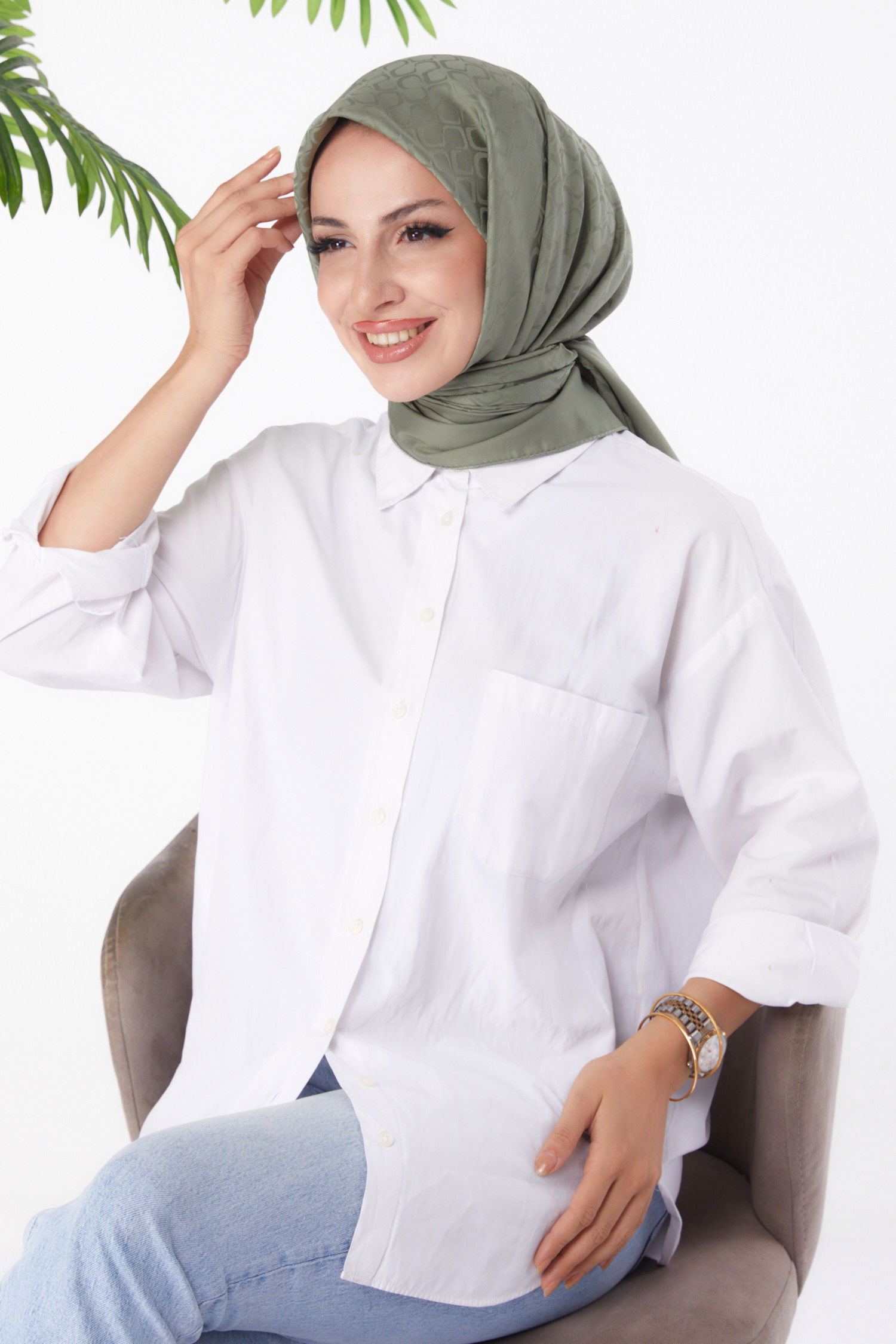 Düz Orta Kadın Haki Janjanlı Eşarp - 26150 - 1