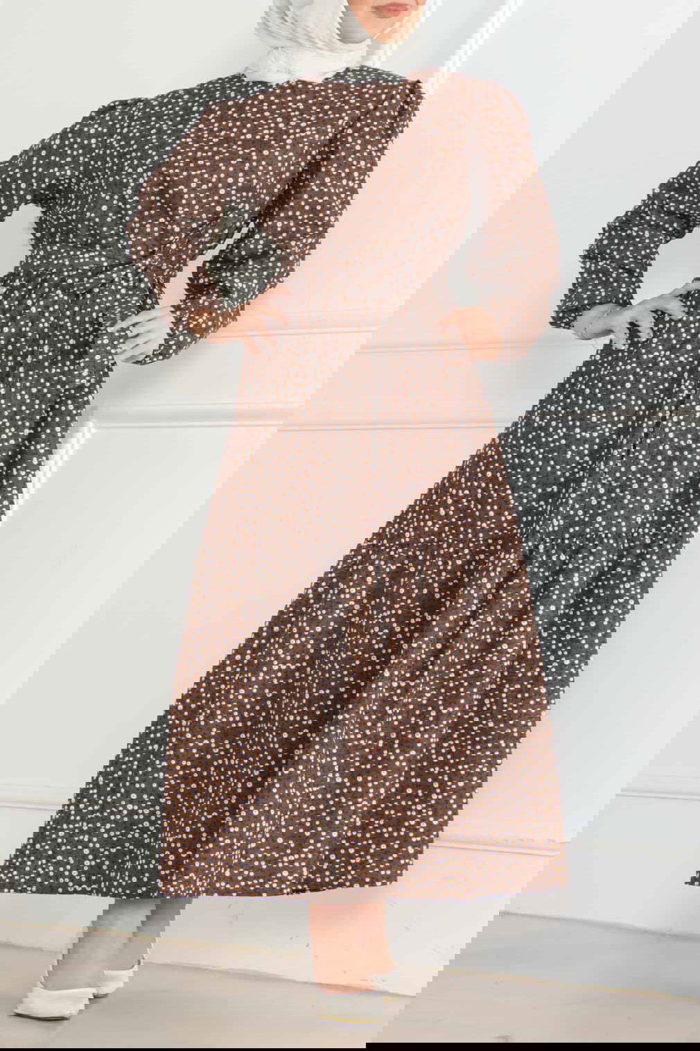 Düz Orta Kadın Kahve Desenli Kolu Büzgülü Elbise - 26623 - 1