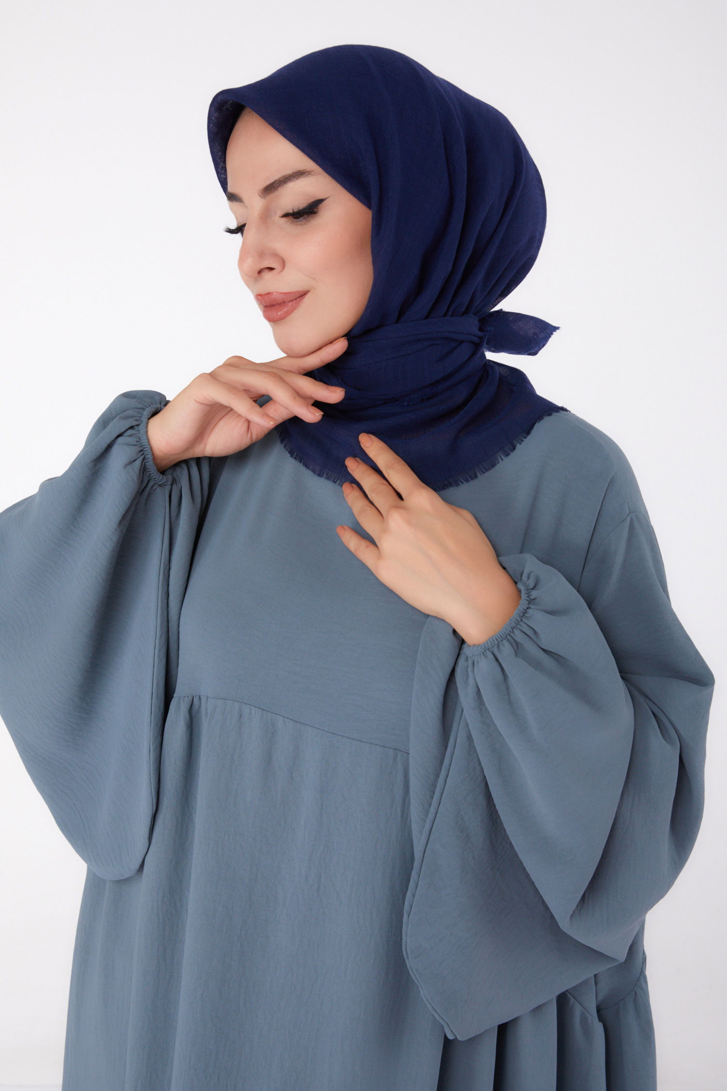 Düz Orta Kadın Koyu Lacivert Eşarp - 26146 - 2