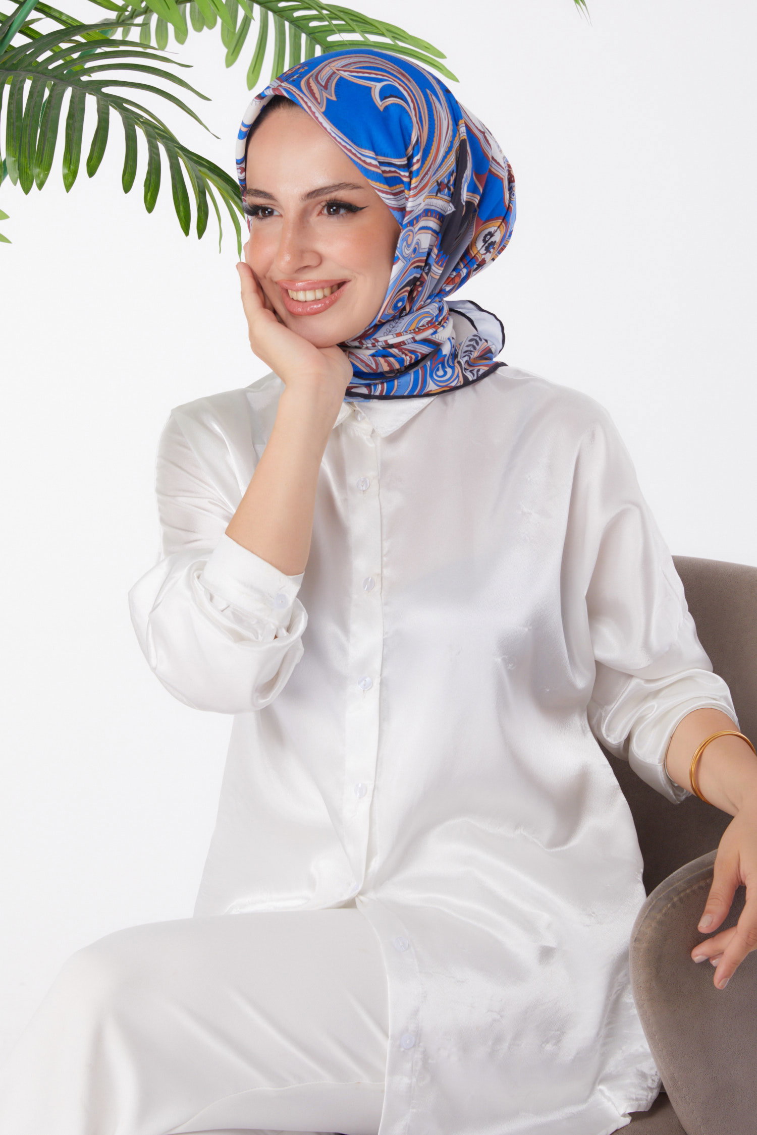 Düz Orta Kadın Mavi Desenli Eşarp - 25973 - 1