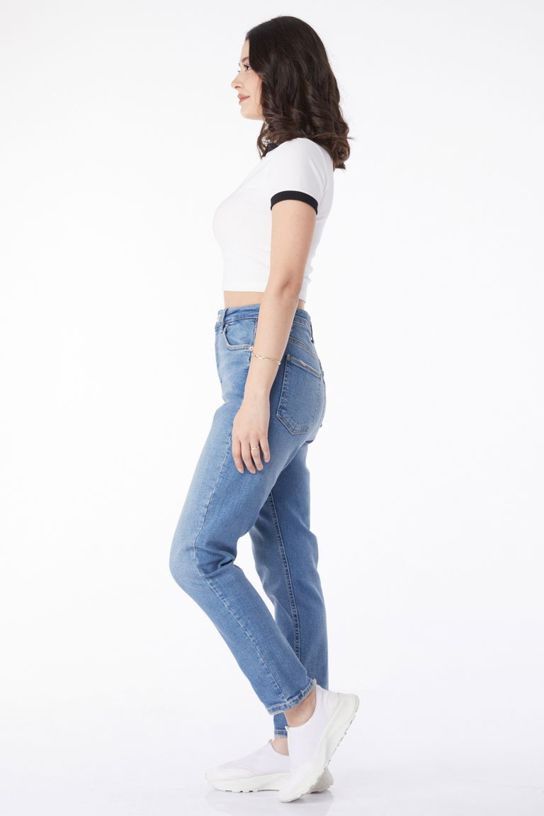 Düz Orta Kadın Mavi Tırnak Detaylı Kot Pantolon - 50007 - TOFİSA