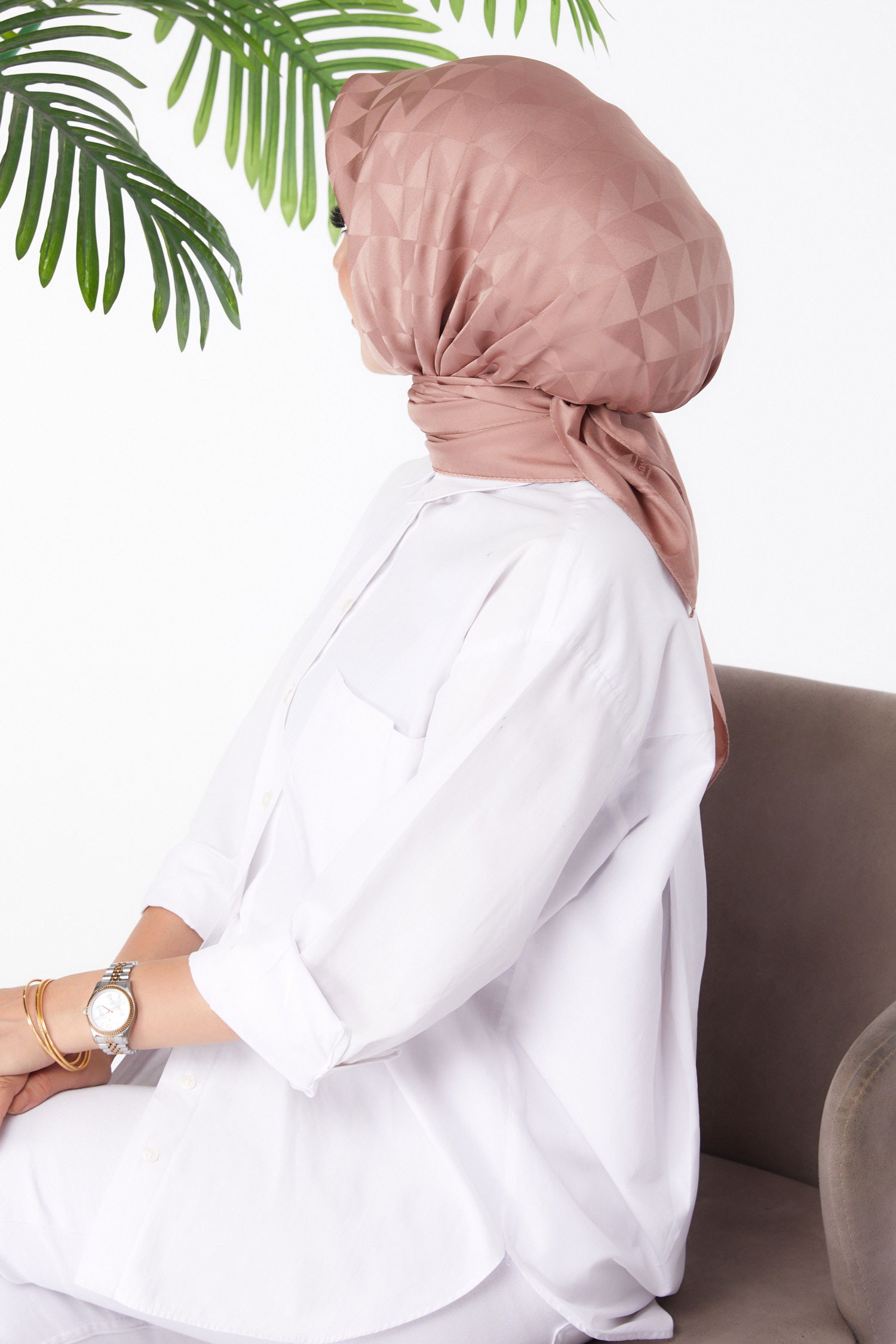 Düz Orta Kadın Pudra Janjanlı Eşarp - 26156 - 3