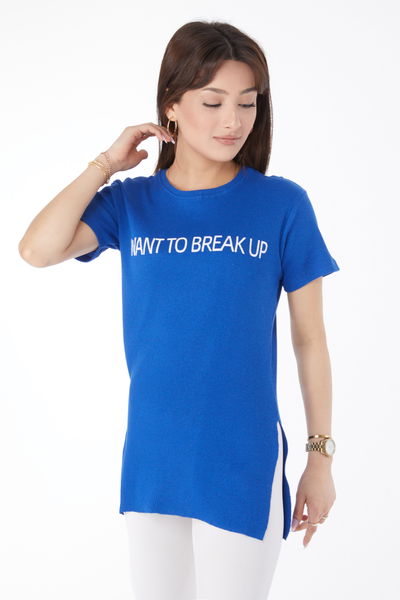 Düz Orta Kadın Saks Baskılı Yırtmaçlı T-shirt - 24791 