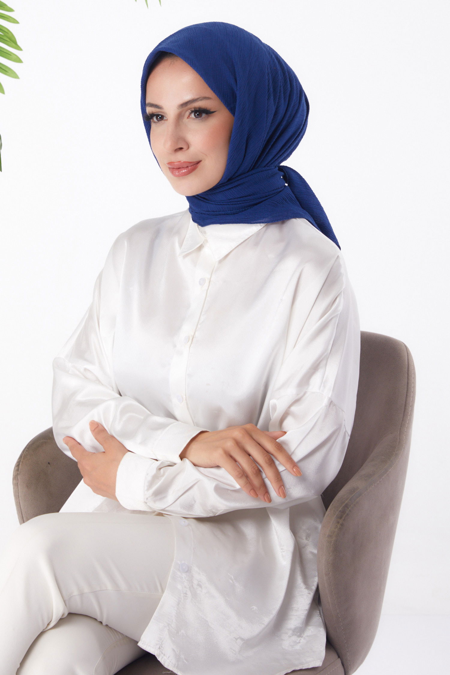 Düz Orta Kadın Saks Eşarp - 26017 - 3