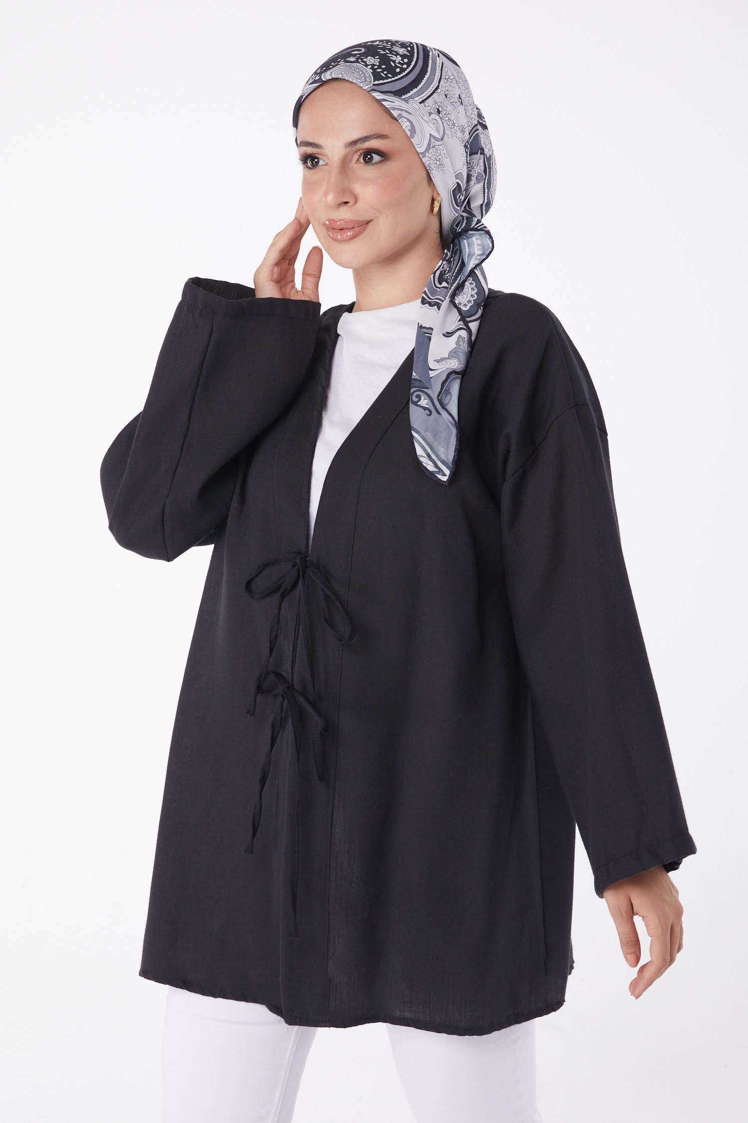 Düz Orta Kadın Siyah Bağcıklı Kimono - 26141 - 2