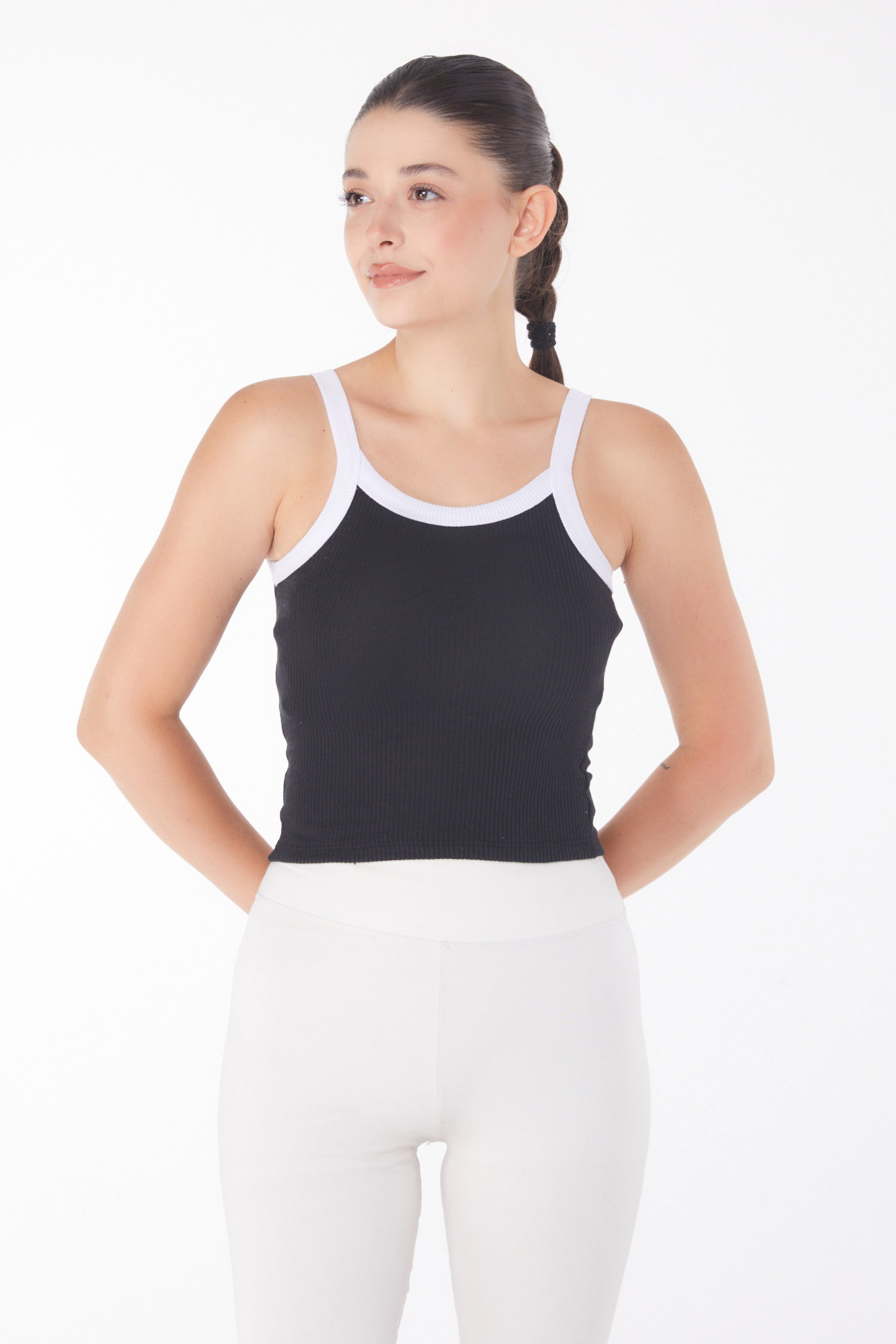 Düz Orta Kadın Siyah Kalın Askılı Crop - 25957 - 3