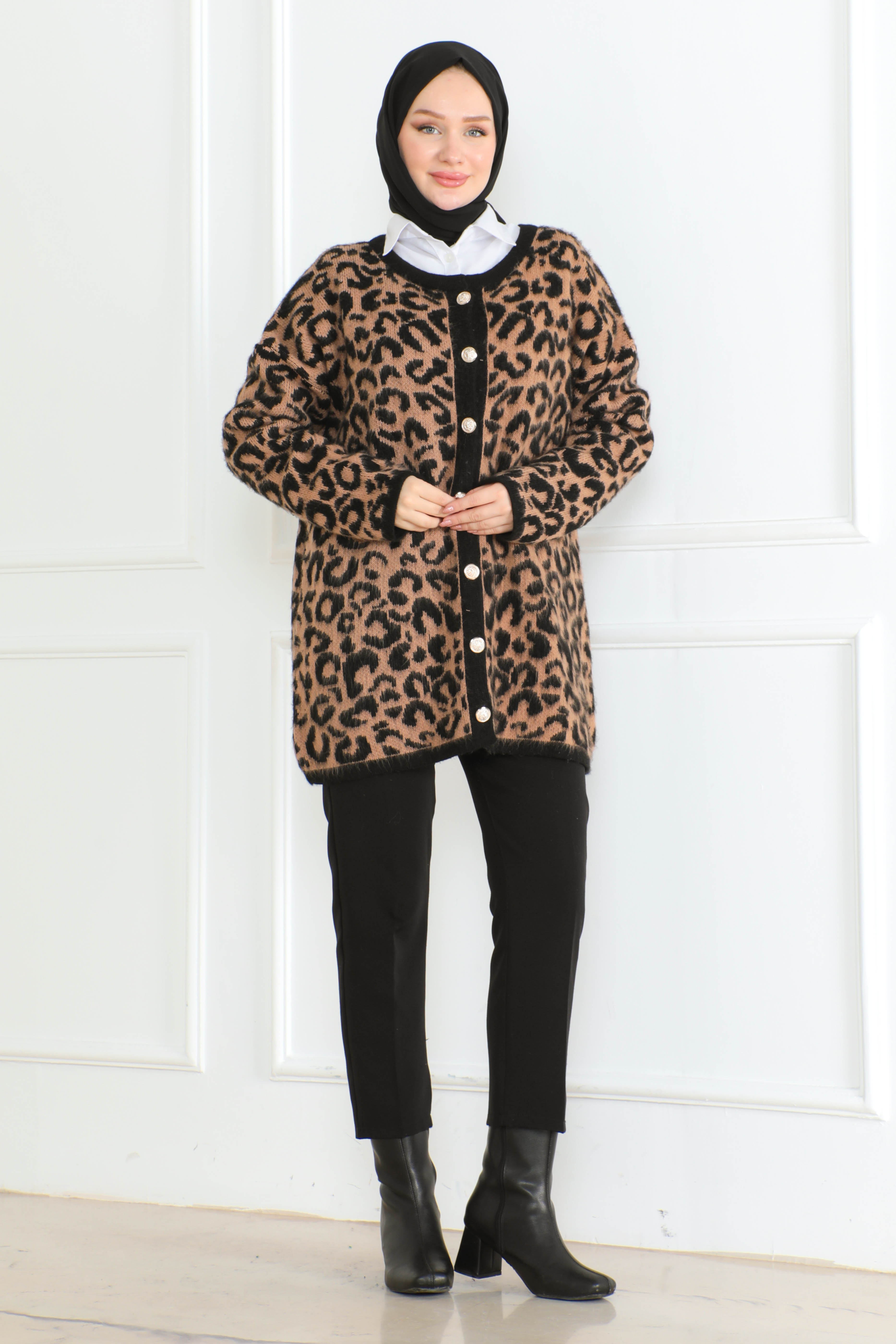 Kadın Leopar Desenli Düğmeli Yünlü Triko Hırka Siyah - 26609 - 3