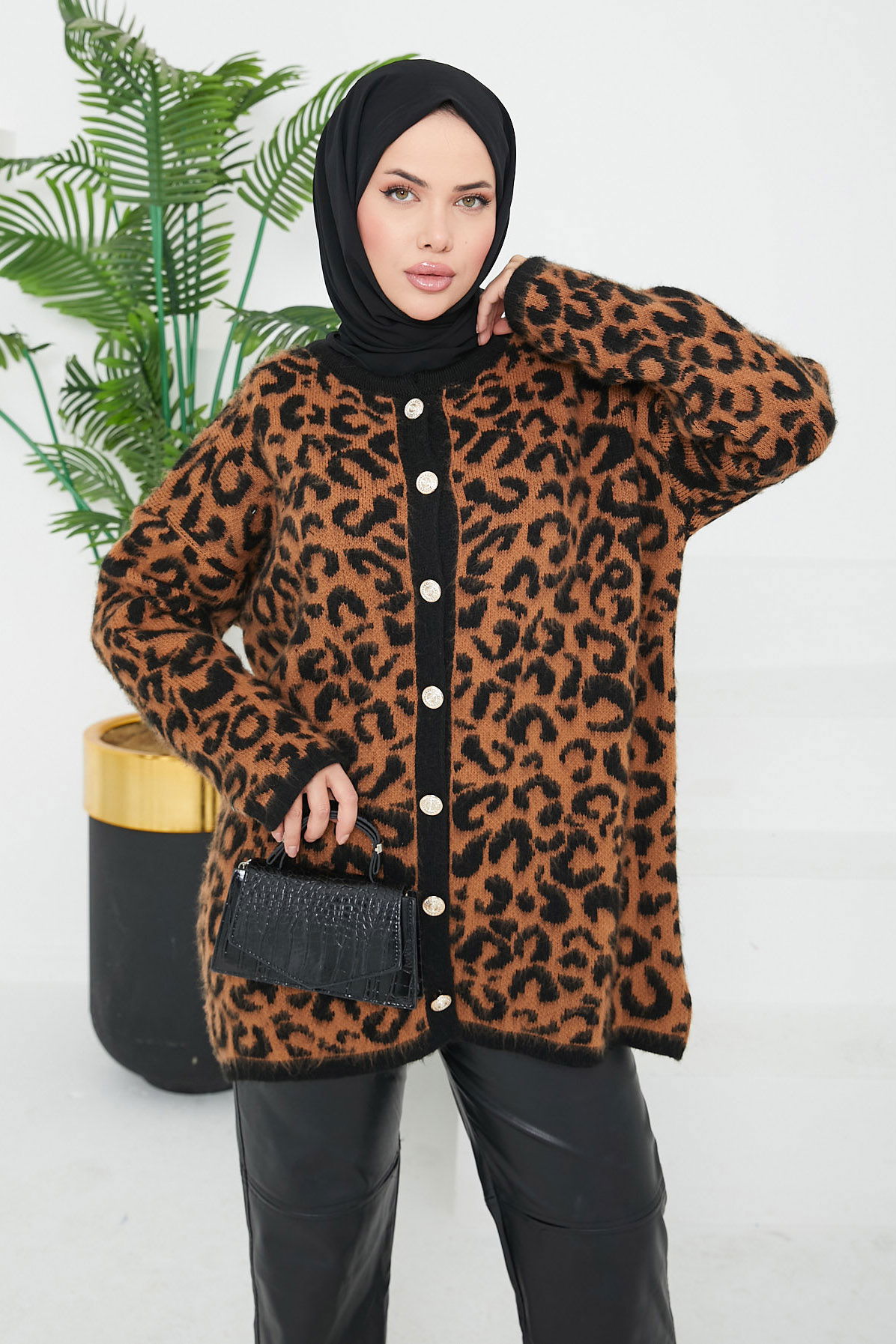 Düz Orta Kadın Taba Leopar Triko Hırka - 26609 - 2