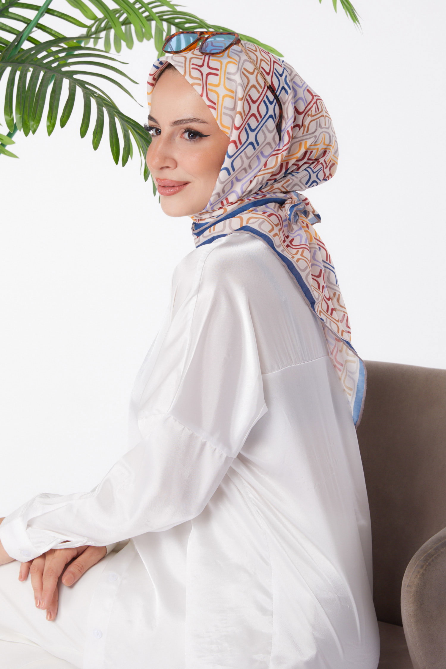 Düz Orta Kadın Vizon Desenli Eşarp - 25976 - 2