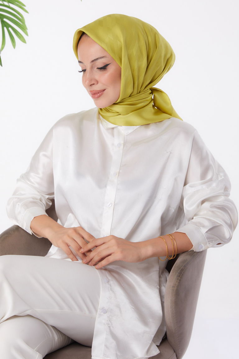 Düz Orta Kadın Yağ Yeşili Eşarp - 26018 - TOFİSA