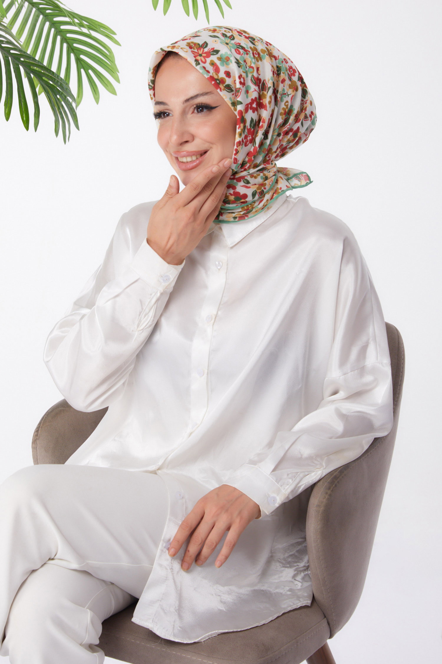 Düz Orta Kadın Yeşil Desenli Eşarp - 25975 - 3