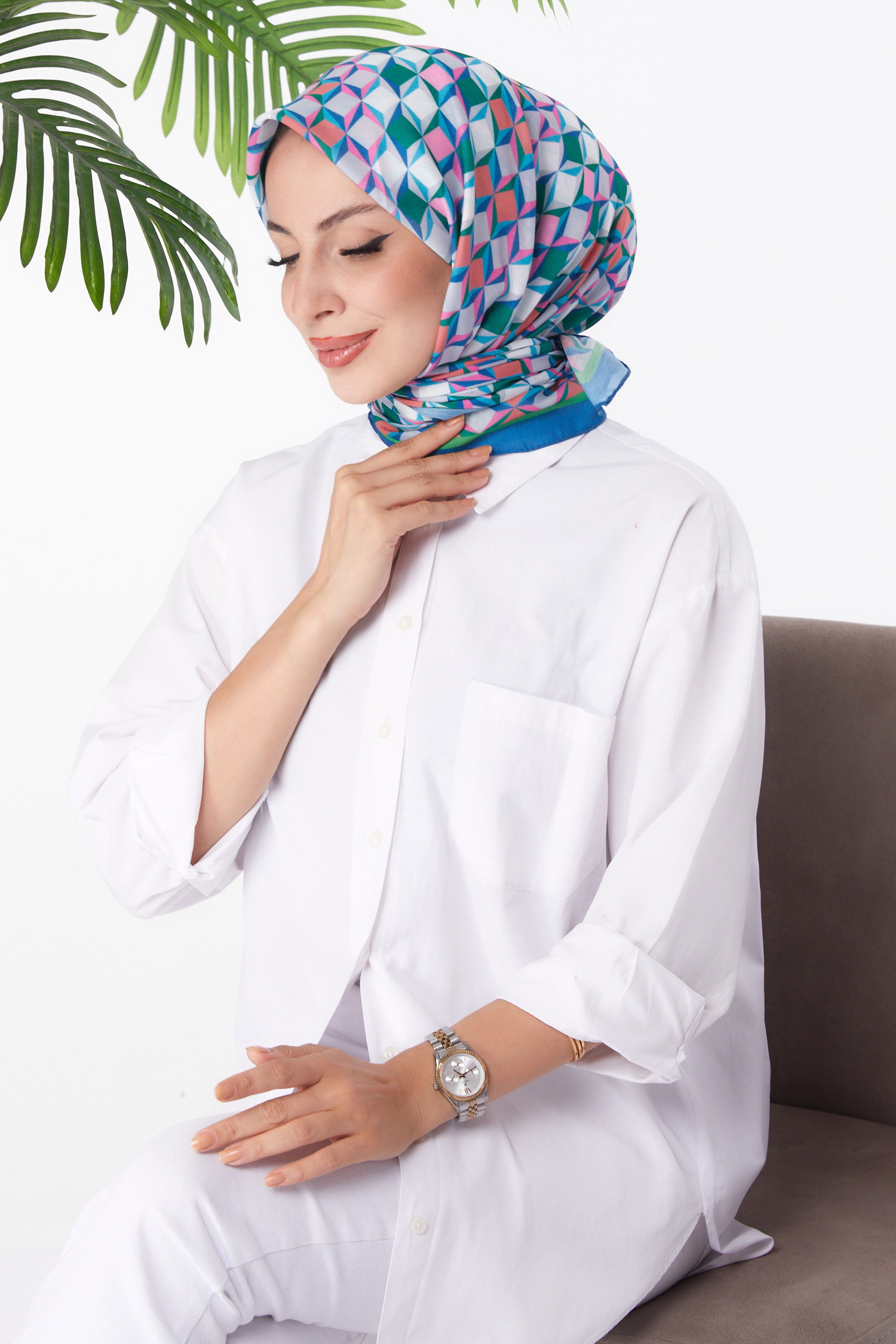Düz Orta Kadın Yesil Desenli Eşarp - 26157 - 1