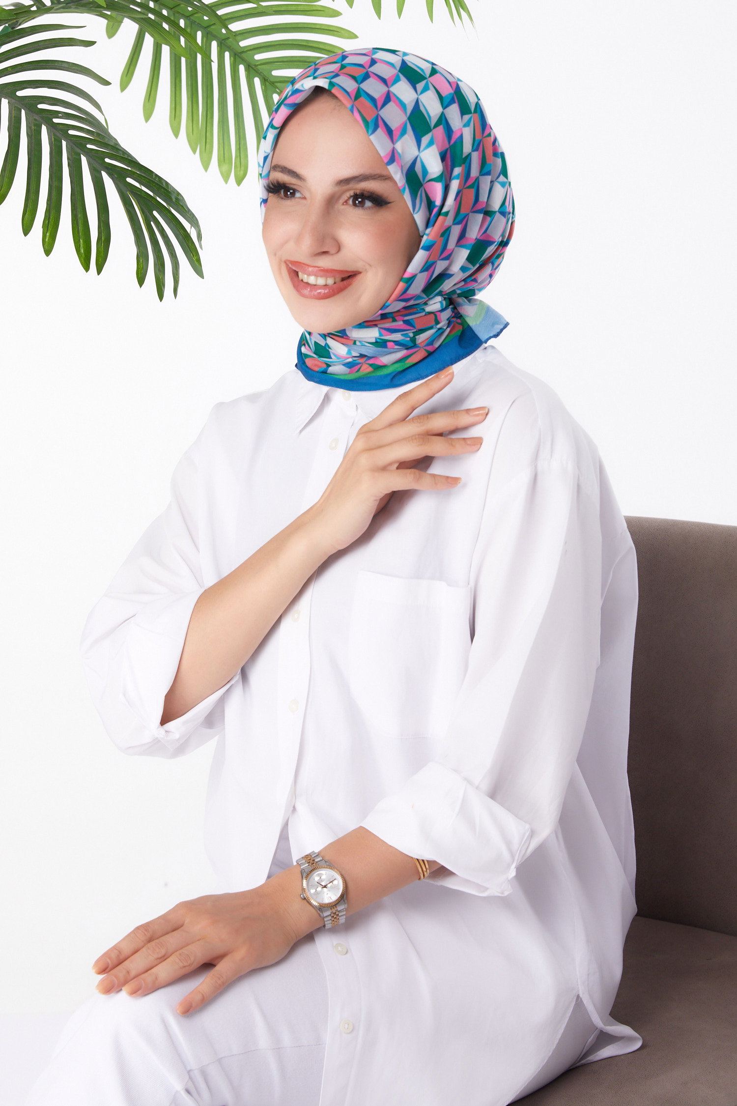 Düz Orta Kadın Yesil Desenli Eşarp - 26157 - 2