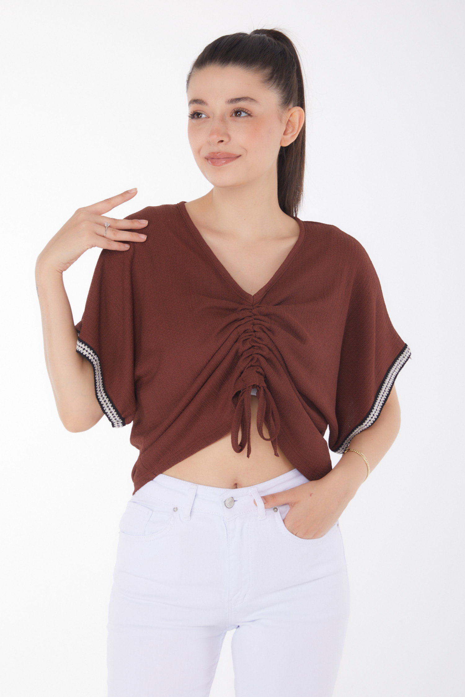 V Yaka Büzgü Detaylı Bluz Kahve - 25837 - 1