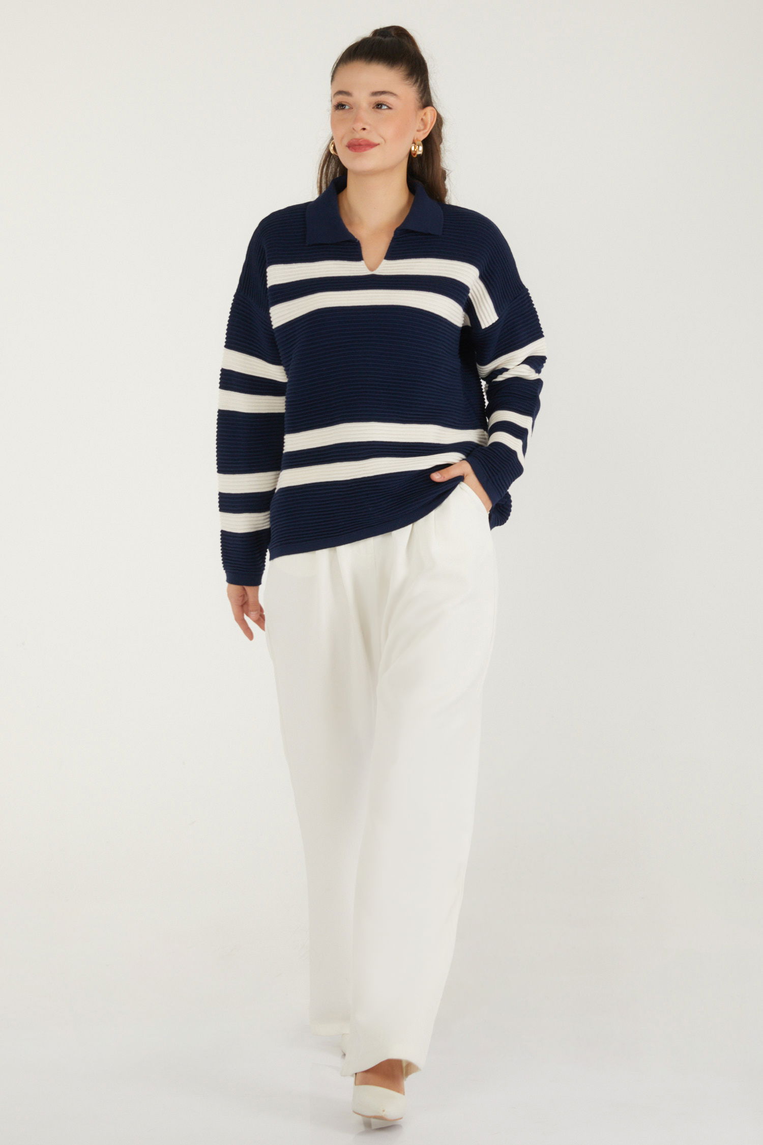 Düz V Yaka Kadın Lacivert Trkio Kazak - 26503 - 1