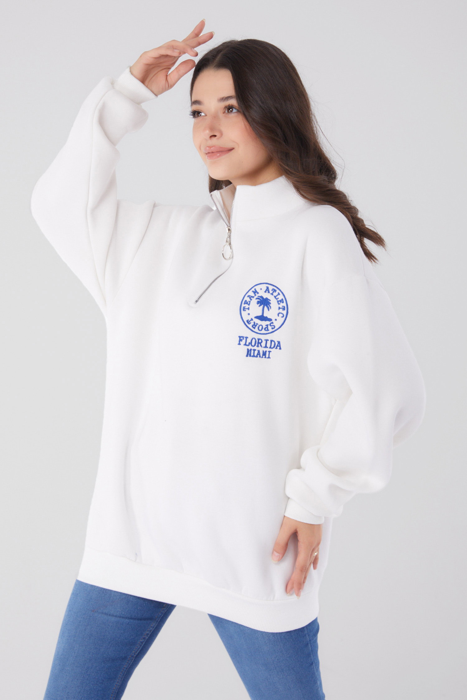 Düz Yarım Balıkçı Yaka Kadın Beyaz Nakışlı Sweatshirt - 26050 - 3