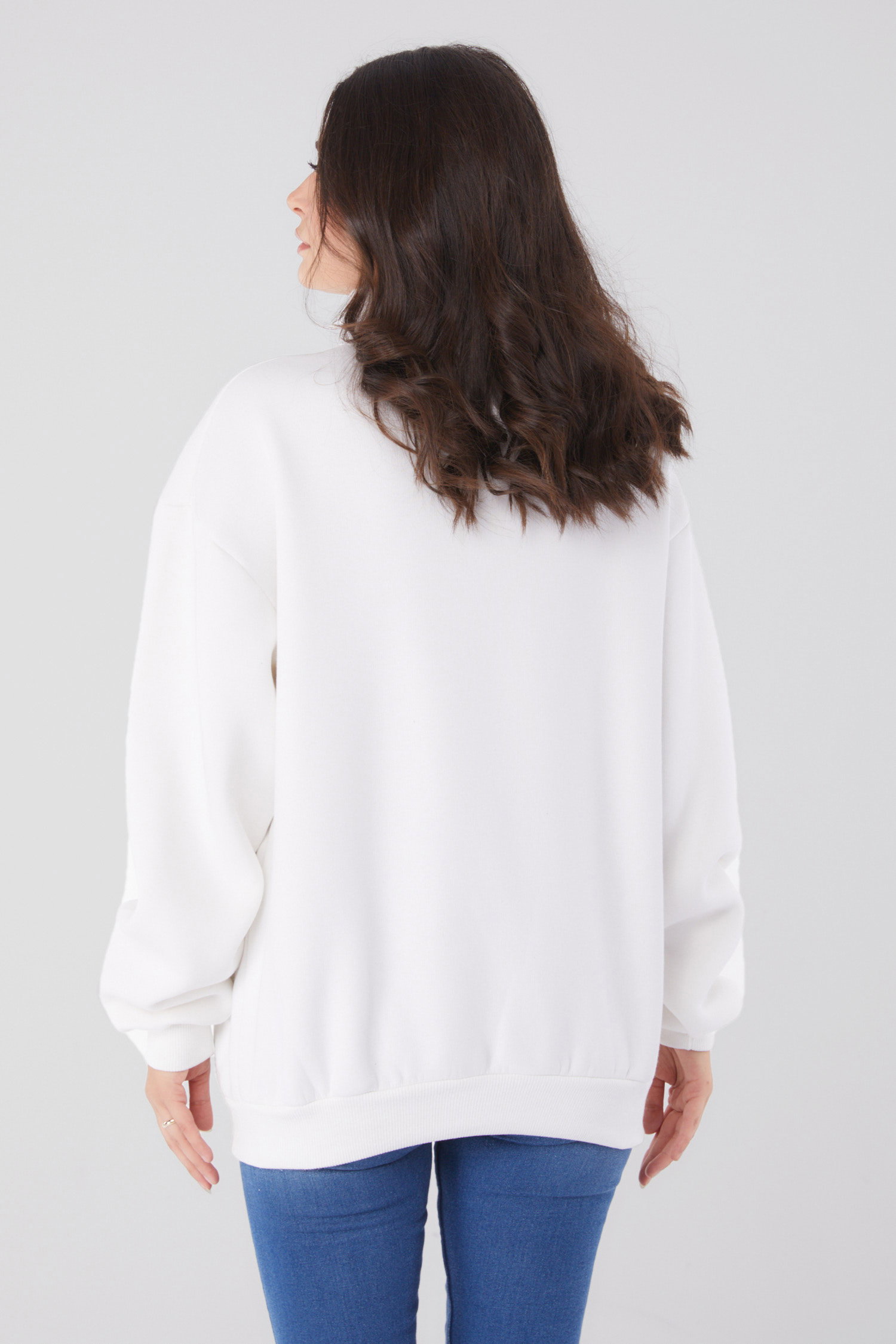 Düz Yarım Balıkçı Yaka Kadın Beyaz Nakışlı Sweatshirt - 26050 - 5