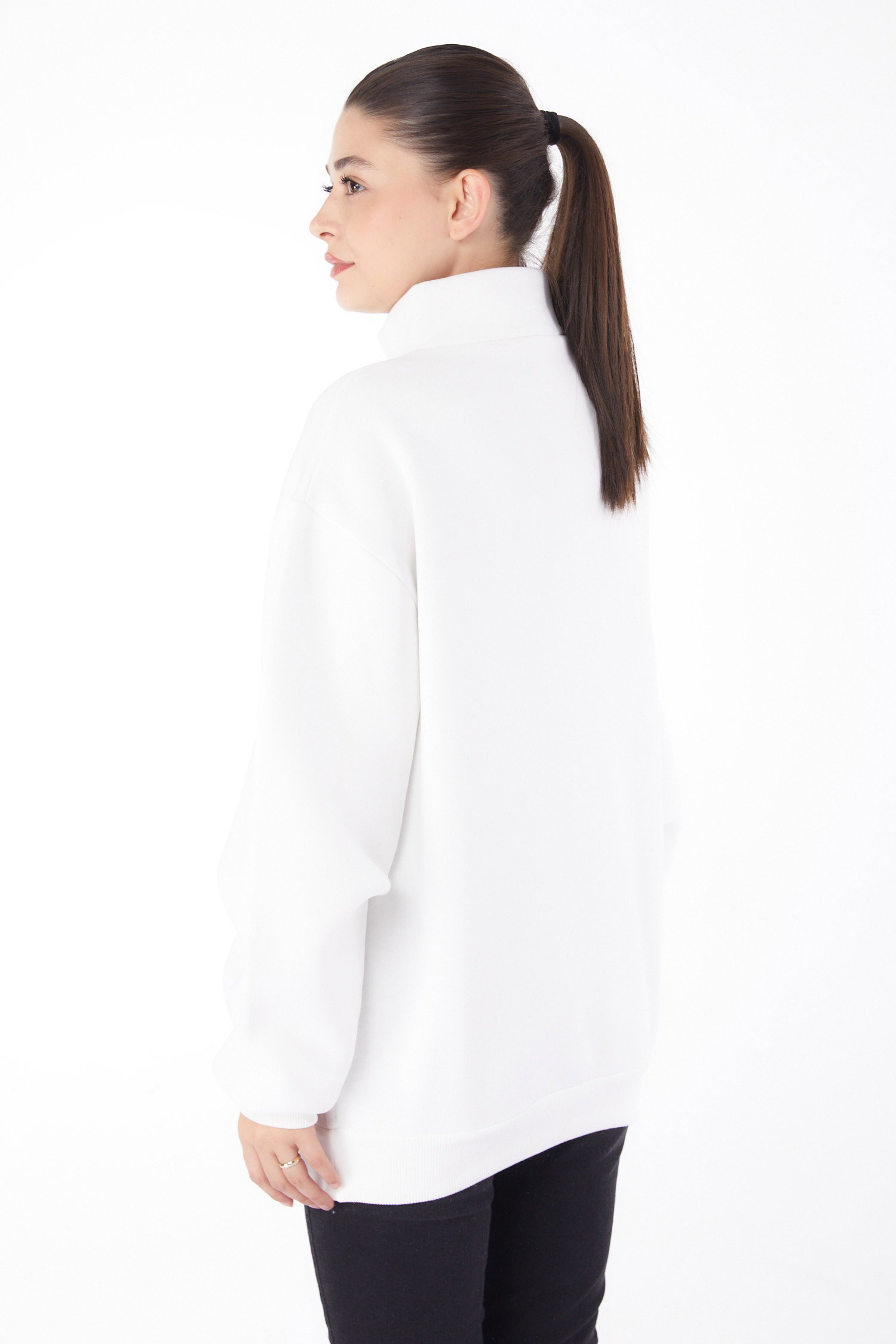 Düz Yarım Balıkçı Yaka Kadın Beyaz Şeritli Sweatshirt - 26185 - 5
