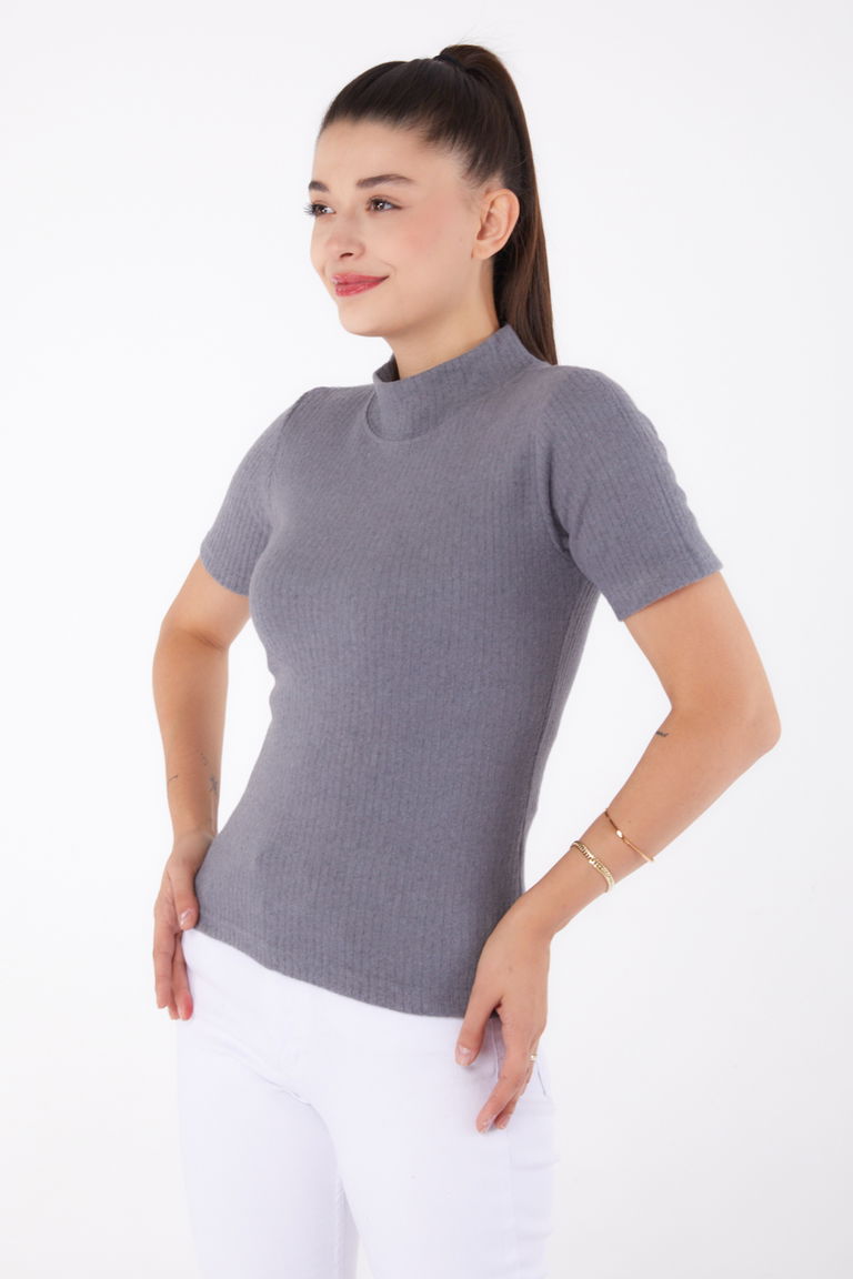 Düz Yarım Balıkçı Yaka Kadın Füme Kısa Kollu Bluz - 26315 - TOFİSA