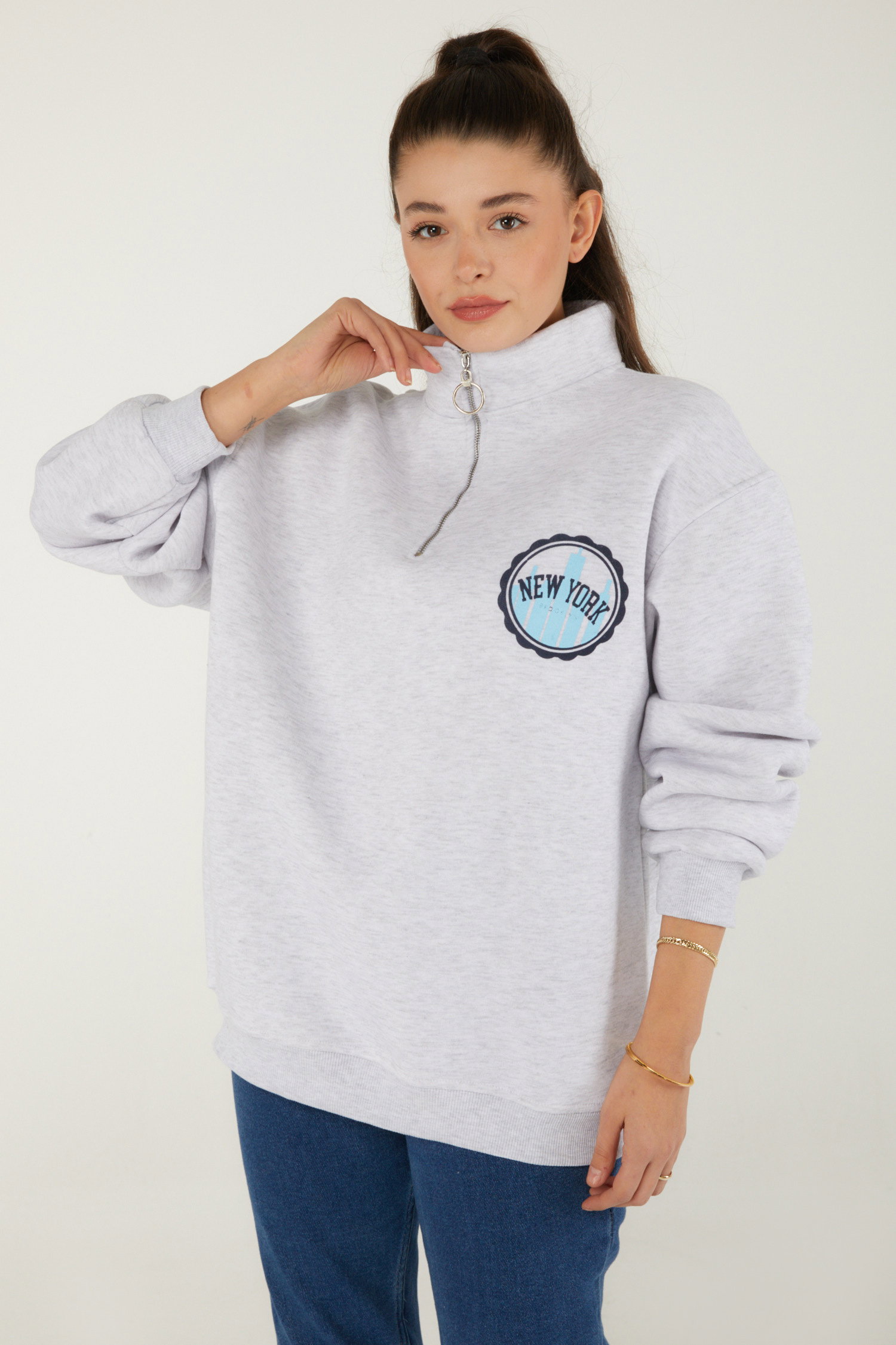 Düz Yarım Balıkçı Yaka Kadın Gri Baskılı Sweatshirt - 26518 - 3